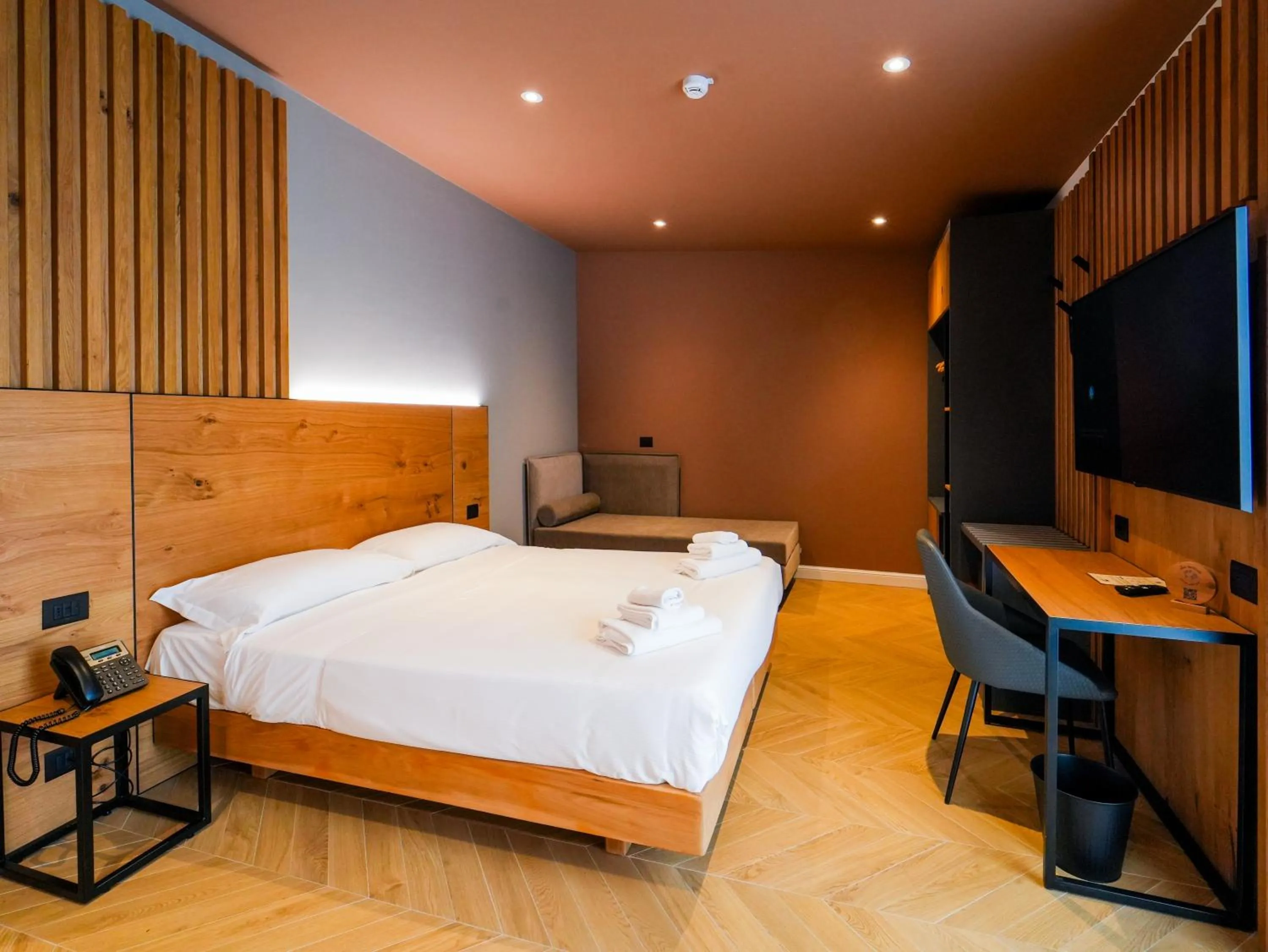 Bedroom, Bed in Hotel Arya by Mauro