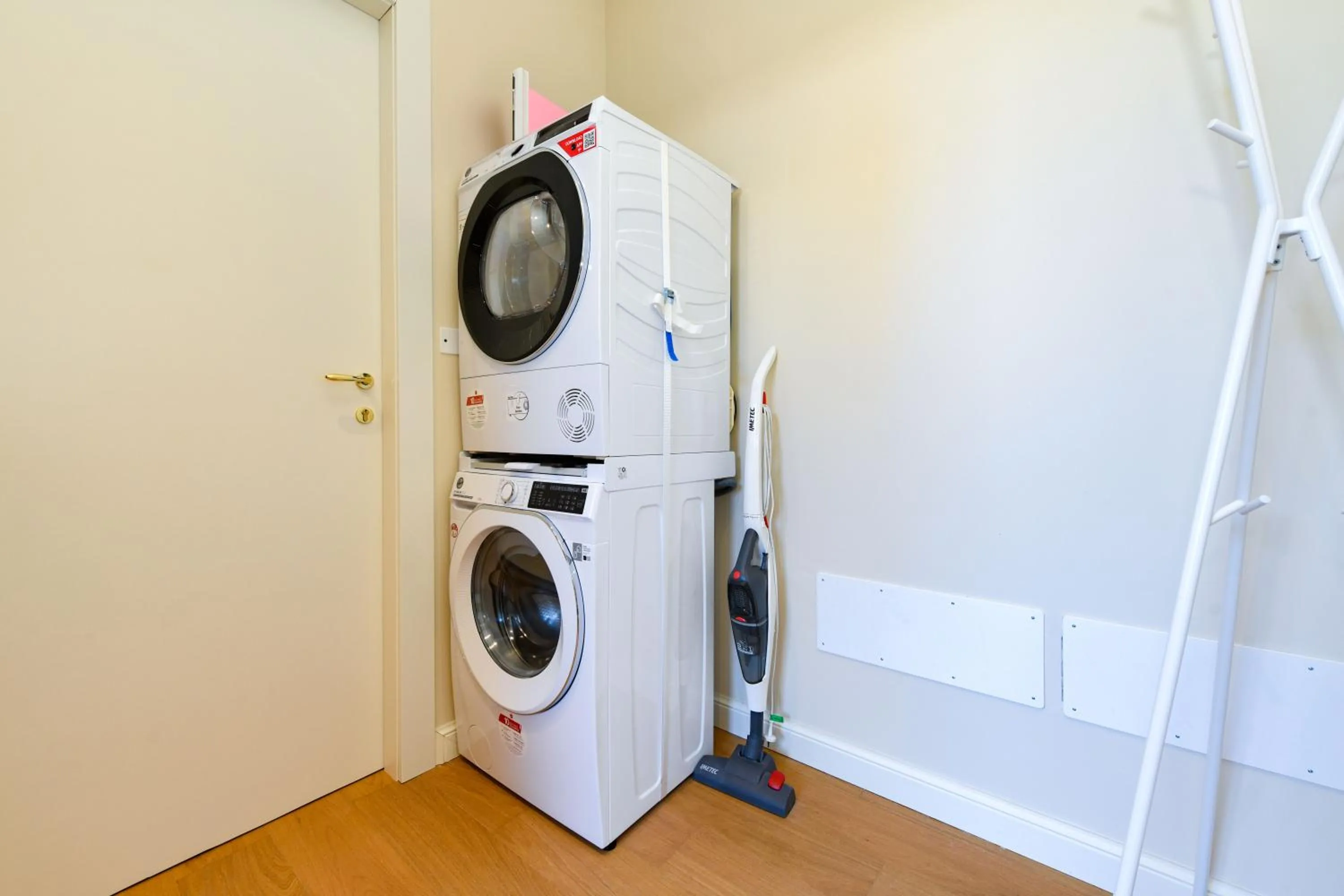 washing machine in Best Western Hotel Arya