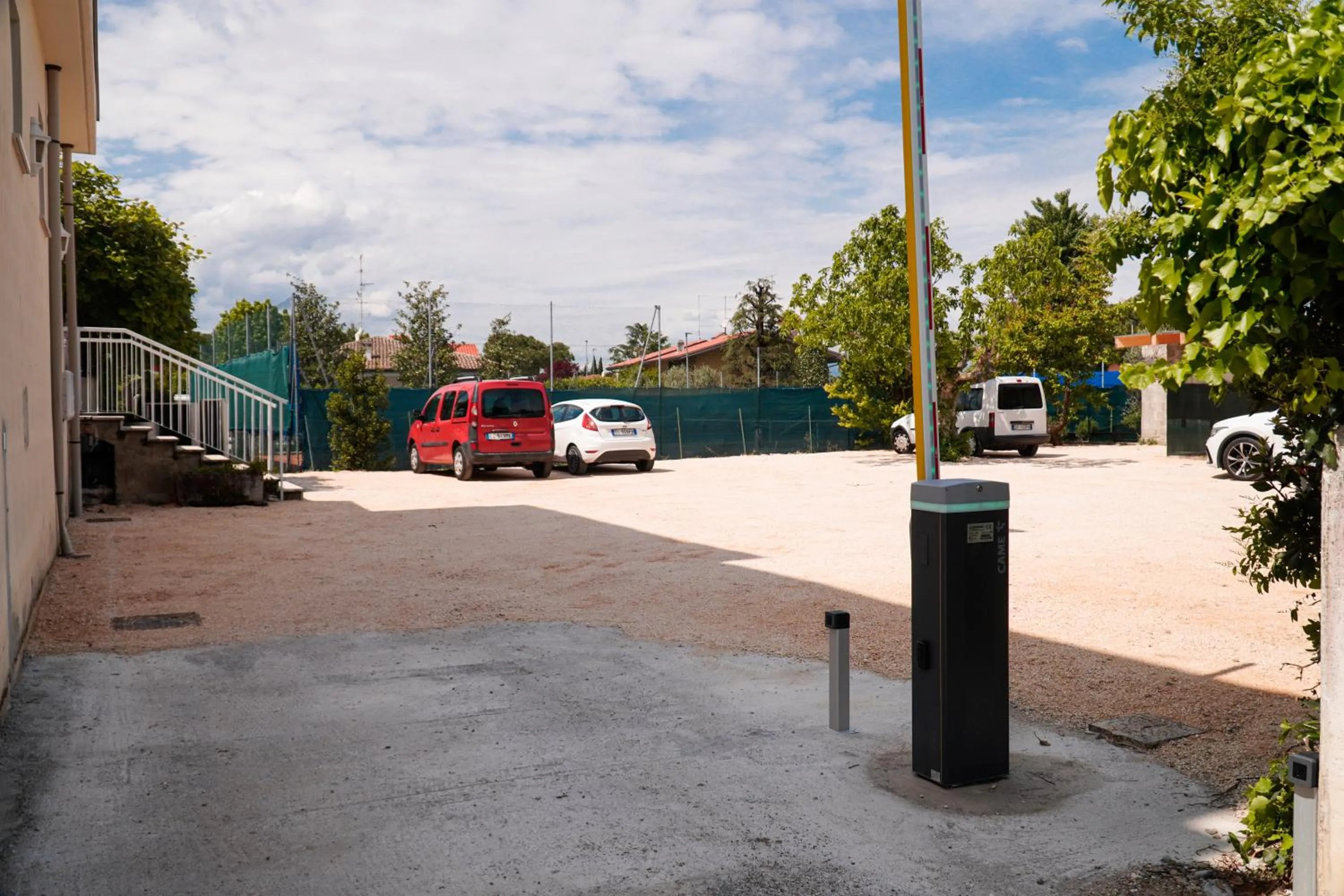 Parking in Hotel Arya by Mauro