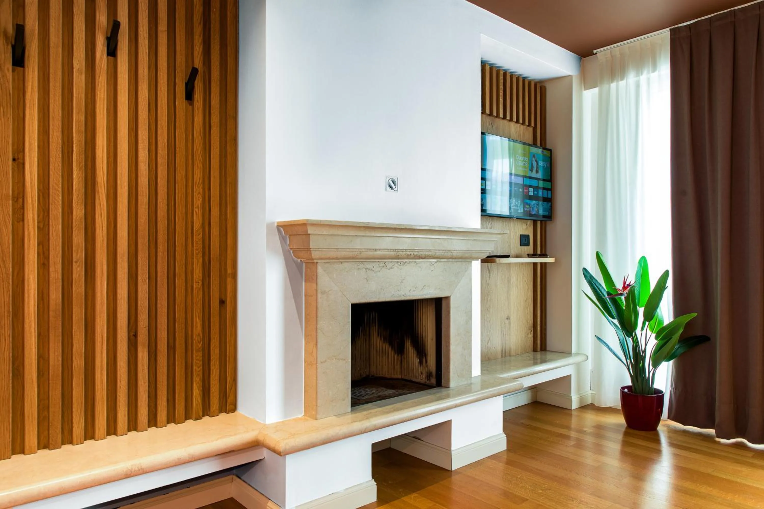 fireplace in Hotel Arya by Mauro