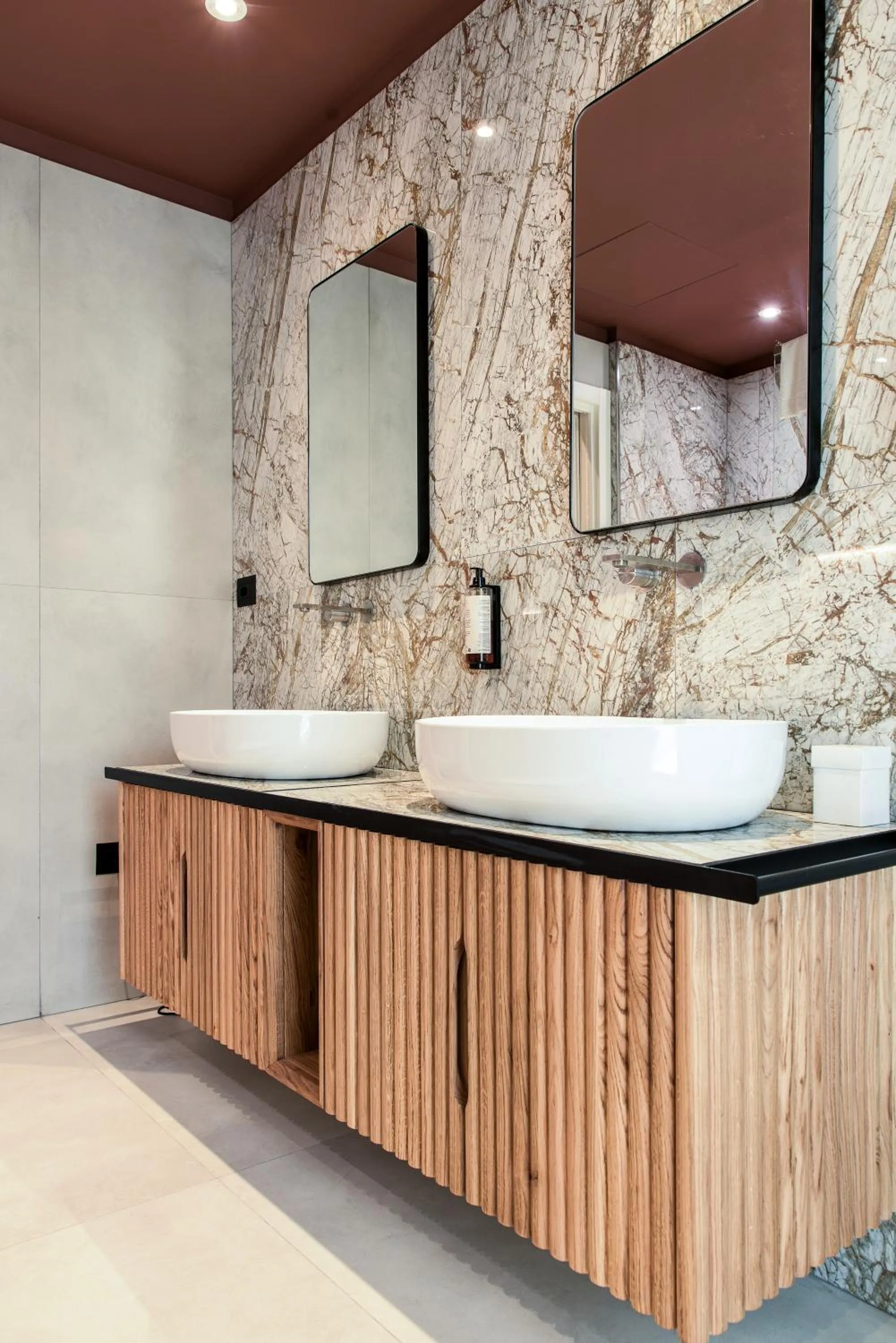 Bathroom in Hotel Arya by Mauro