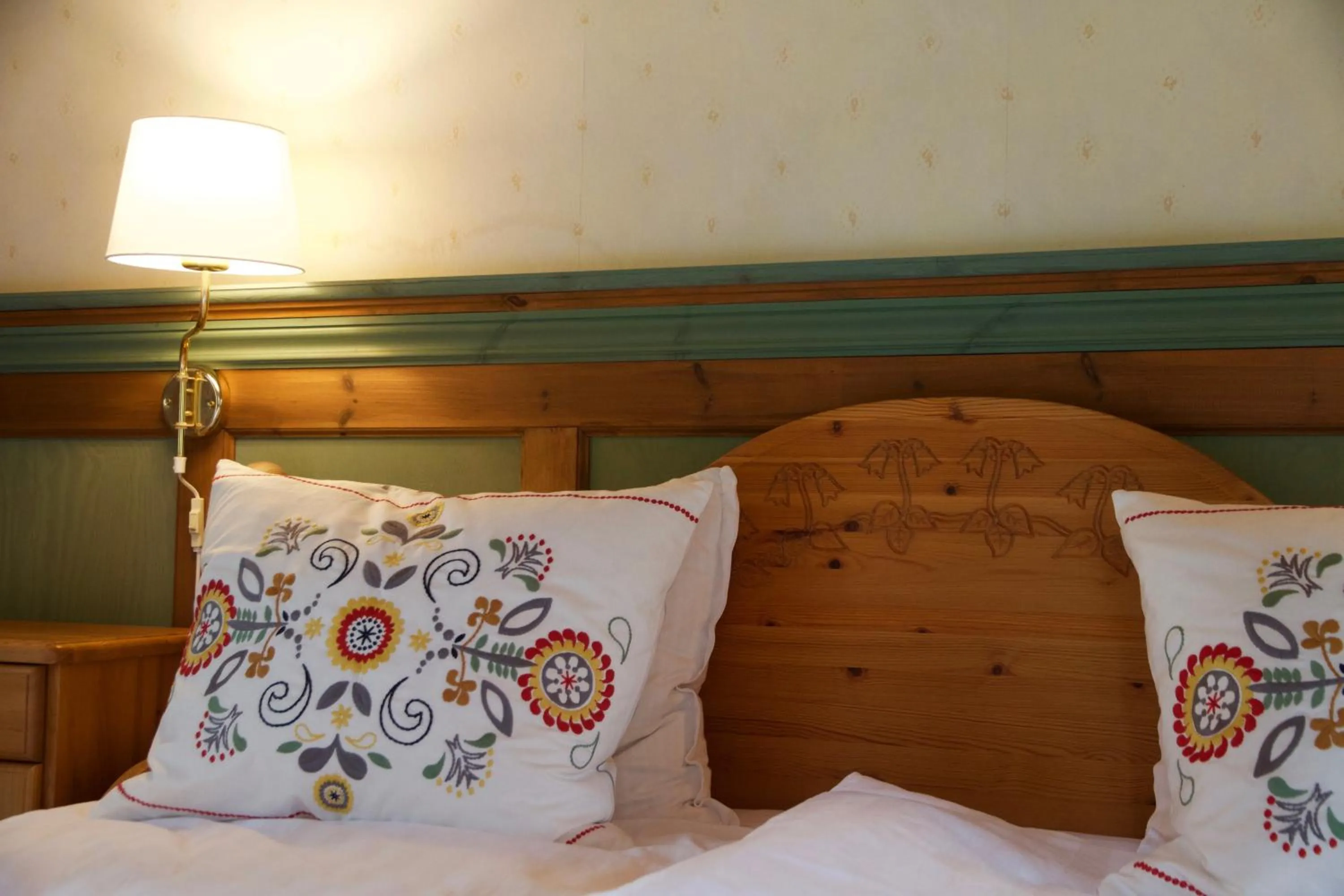 Decorative detail, Bed in THE LODGE Torsby