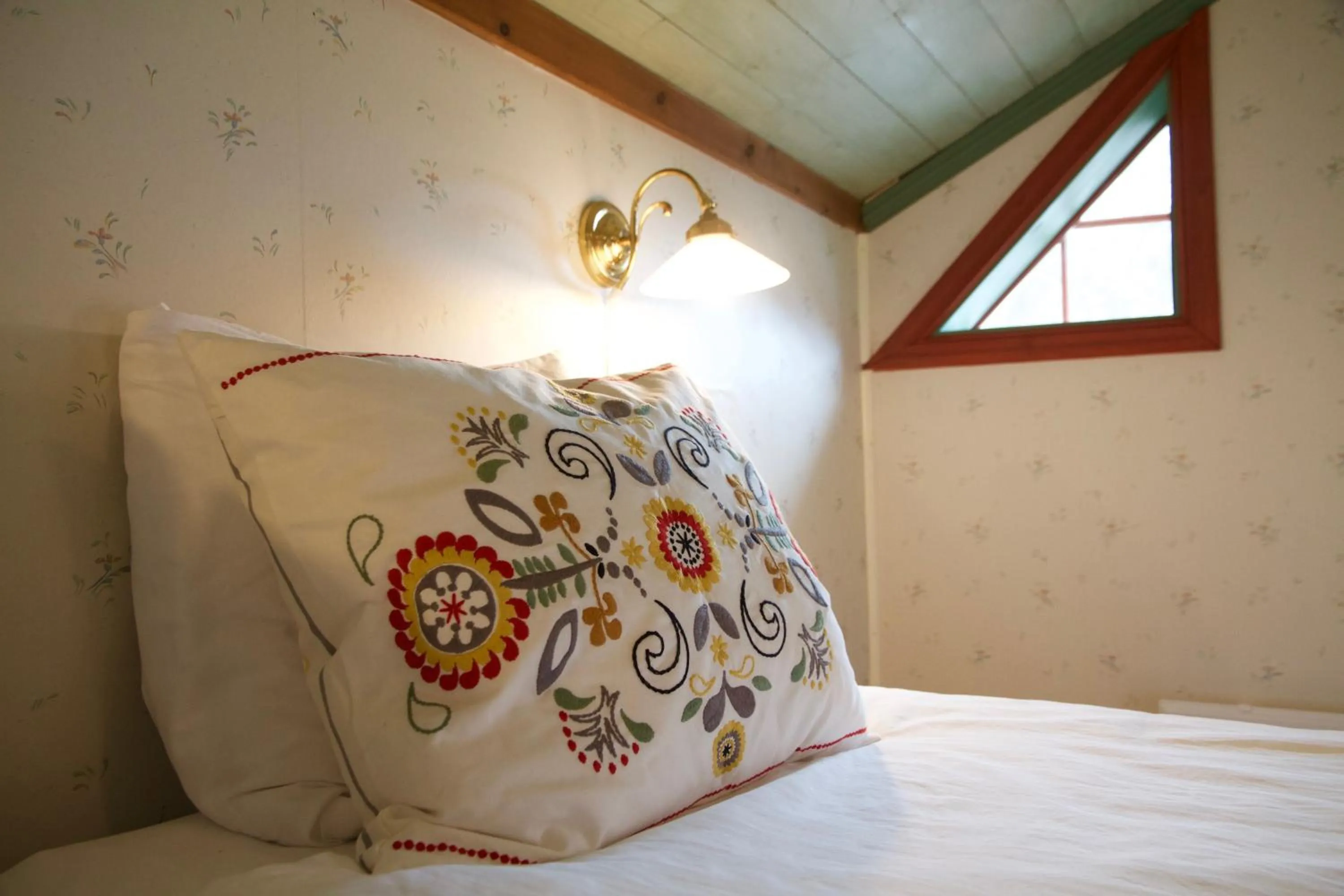 Decorative detail, Bed in THE LODGE Torsby