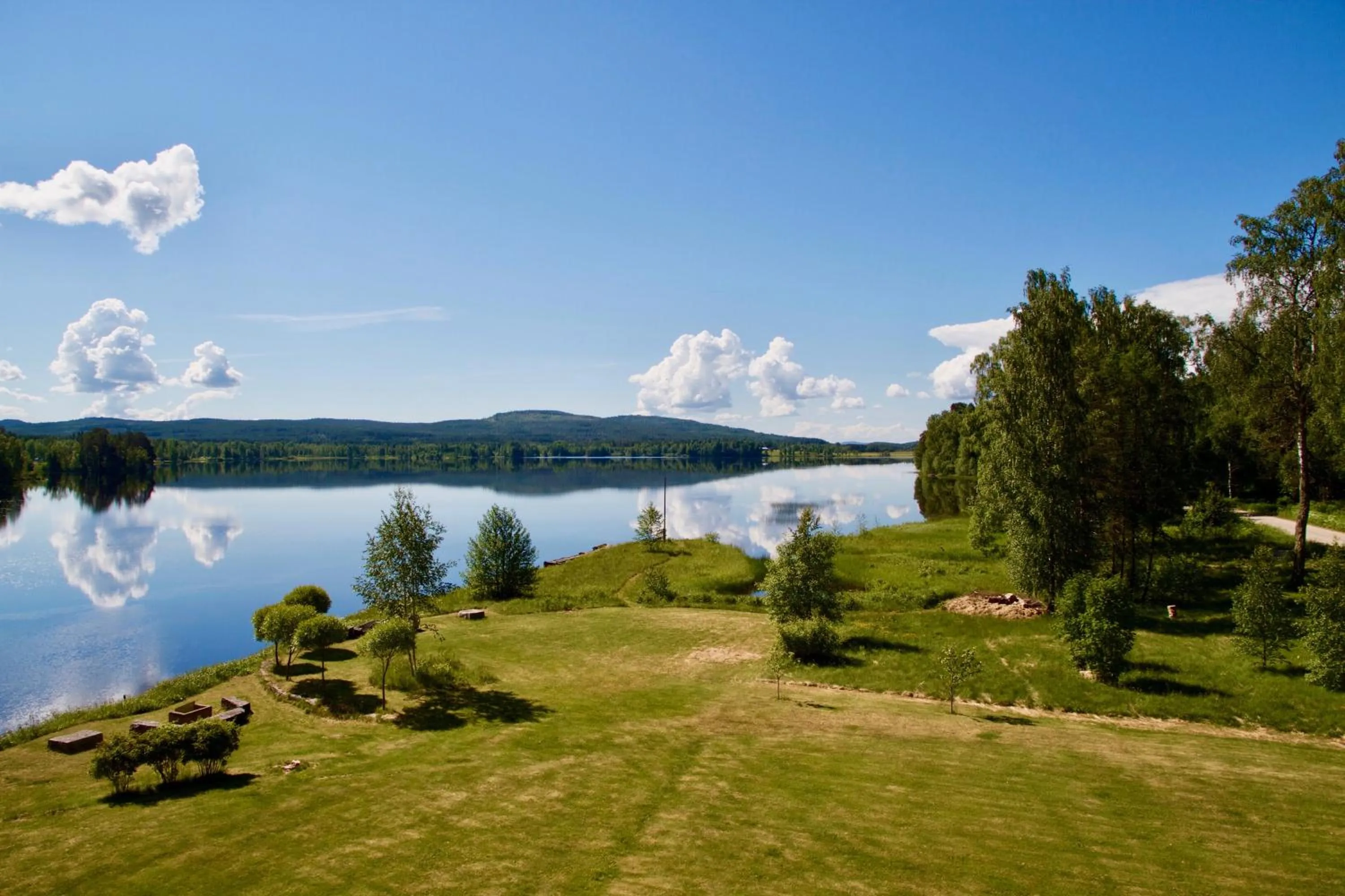 Garden view in THE LODGE Torsby