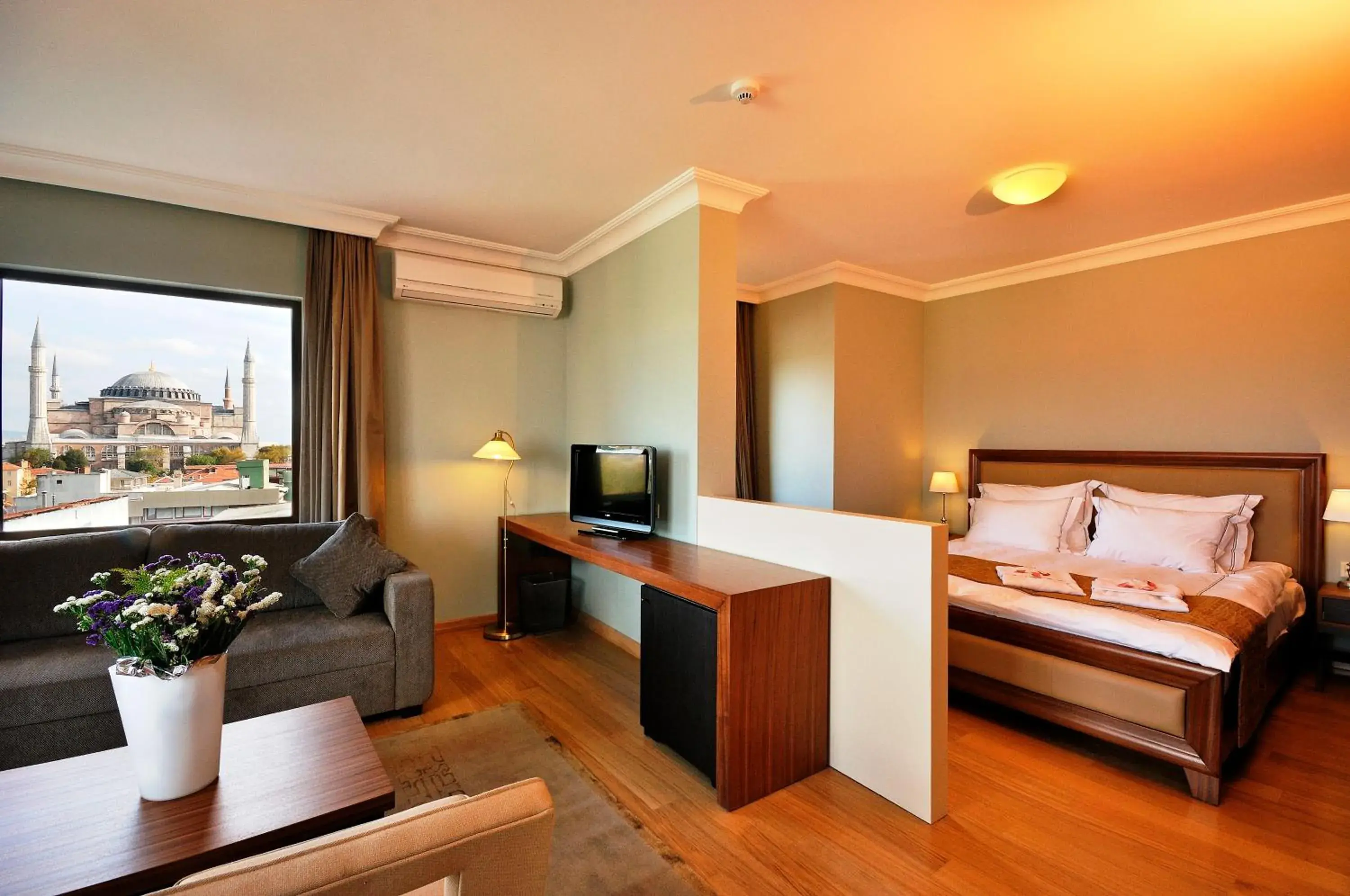 Suite with Sea View in Agora Life Hotel - Special Class Suite with Sea View in Agora Life Hotel - Special Class