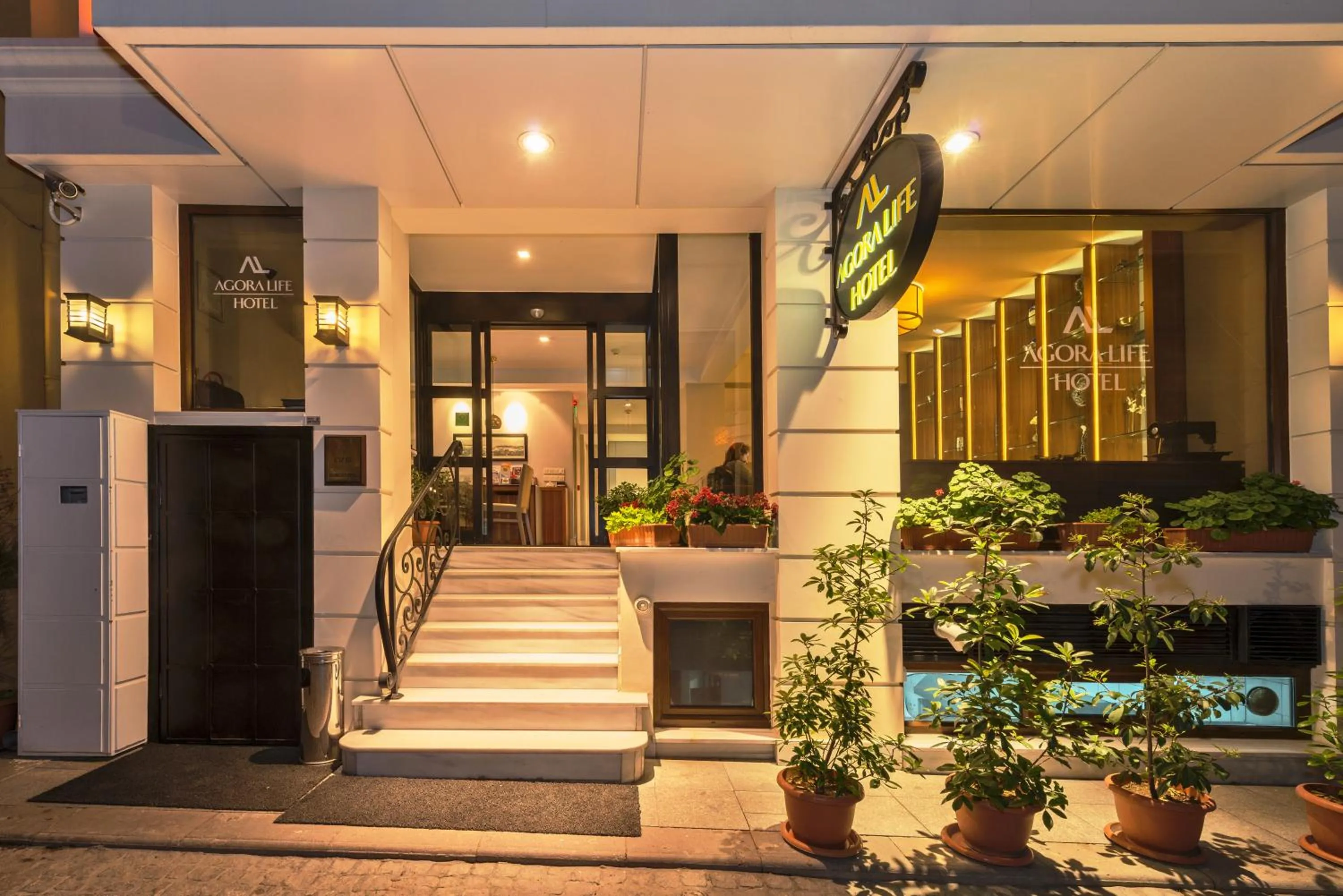 Facade/entrance in Agora Life Hotel - Special Class