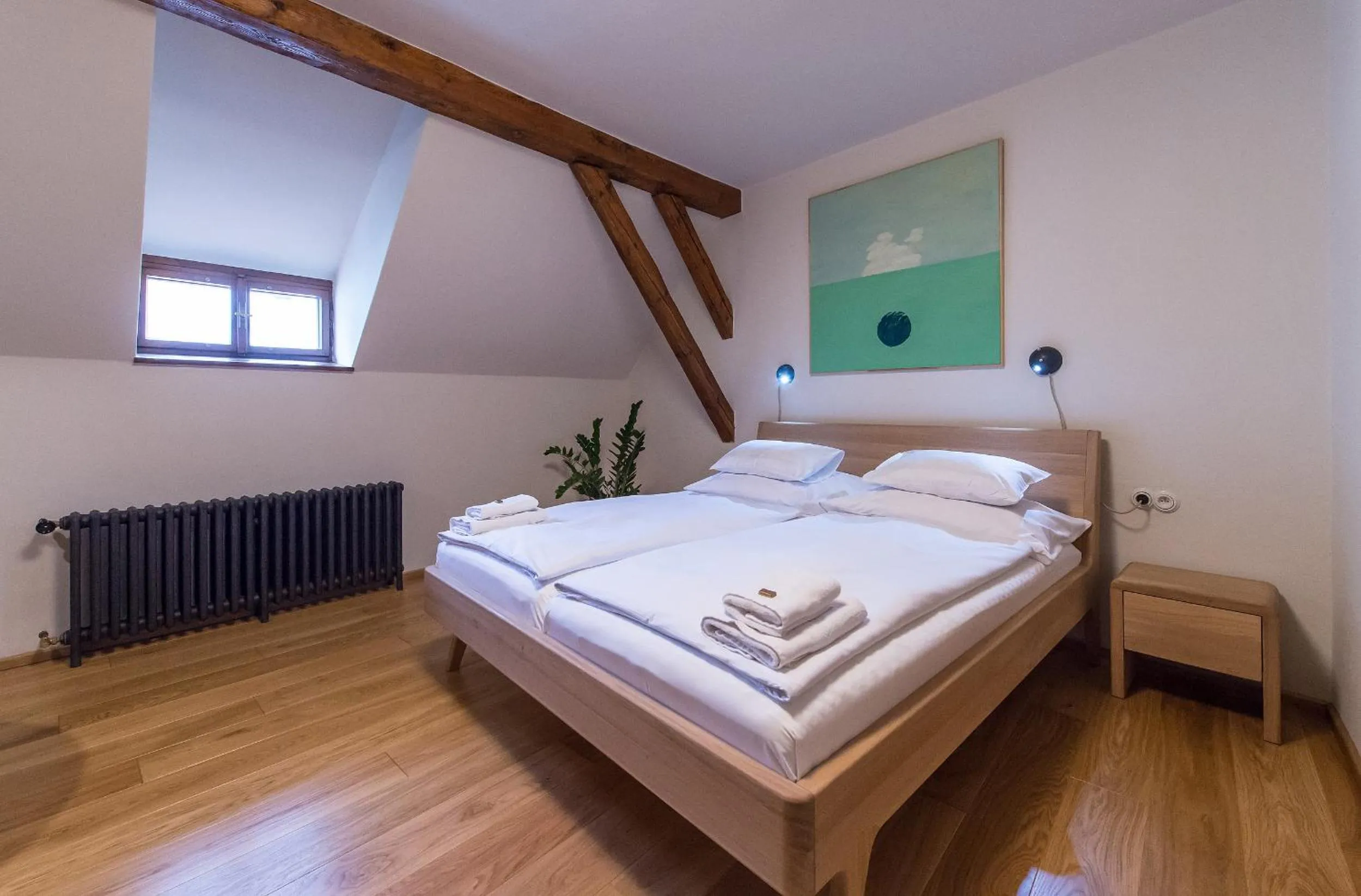 Bed in Alt Straninger