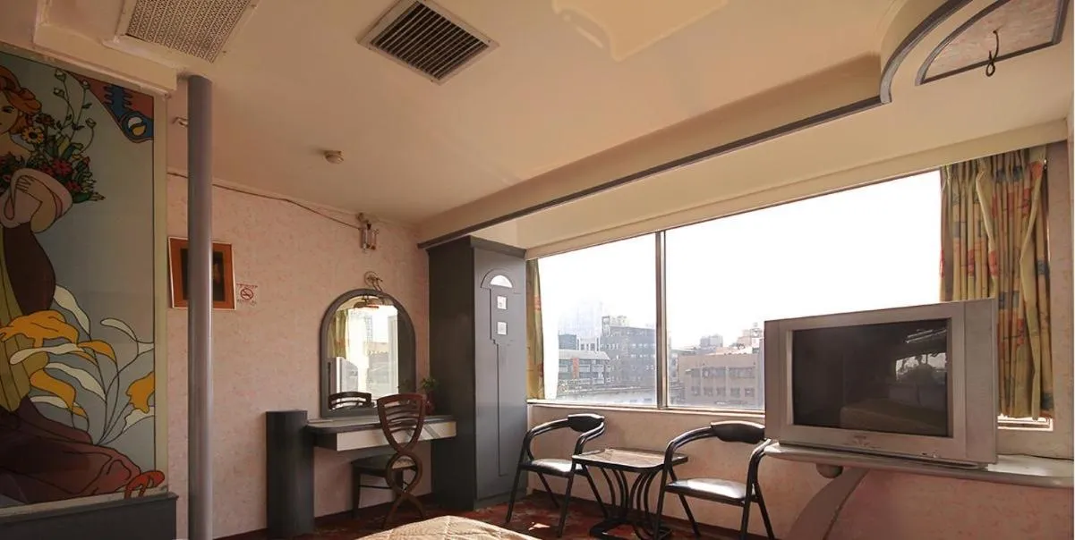 City view in Broadway Hotel