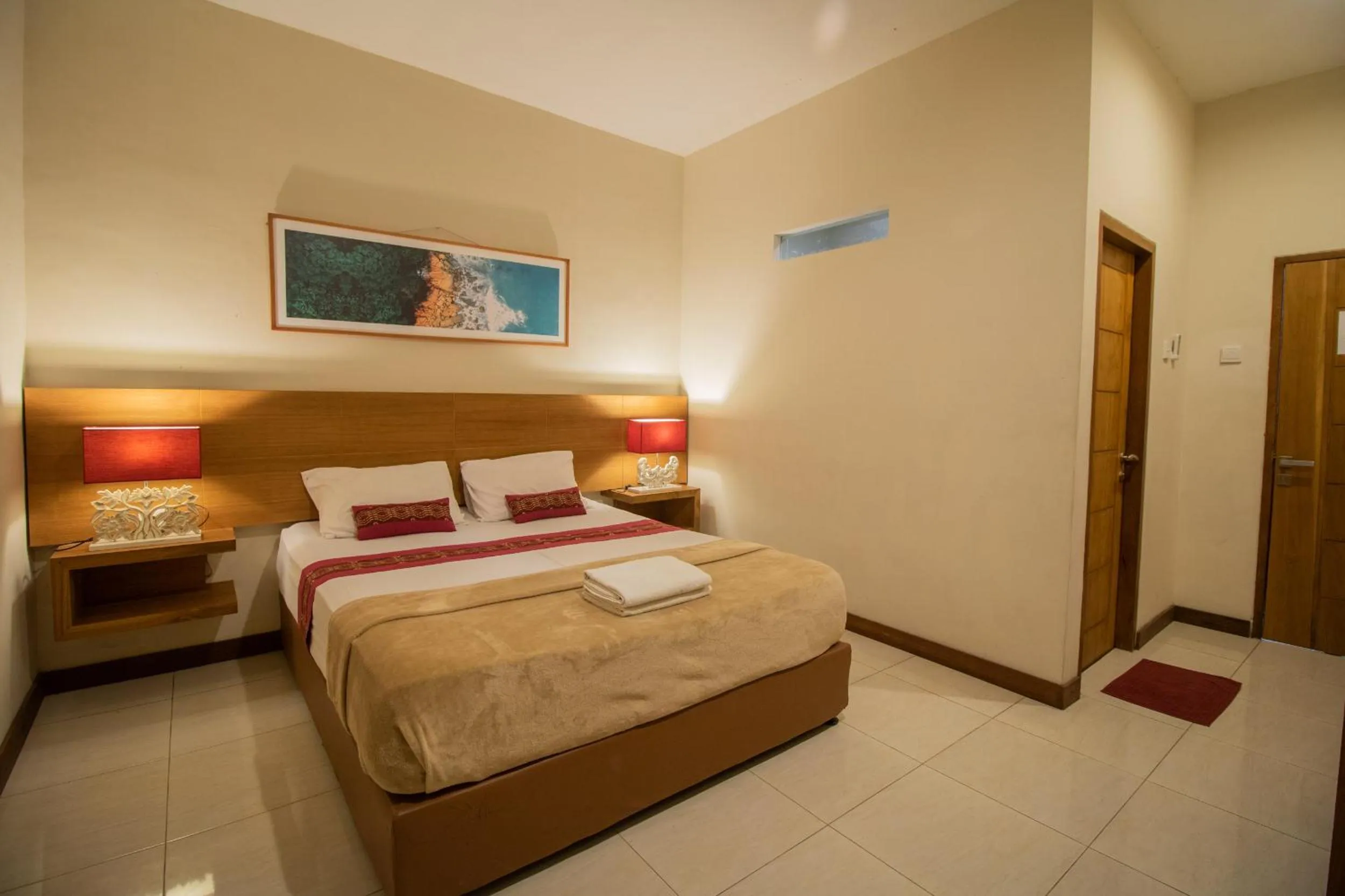 Property building, Bed in Kuta Suci Guesthouse