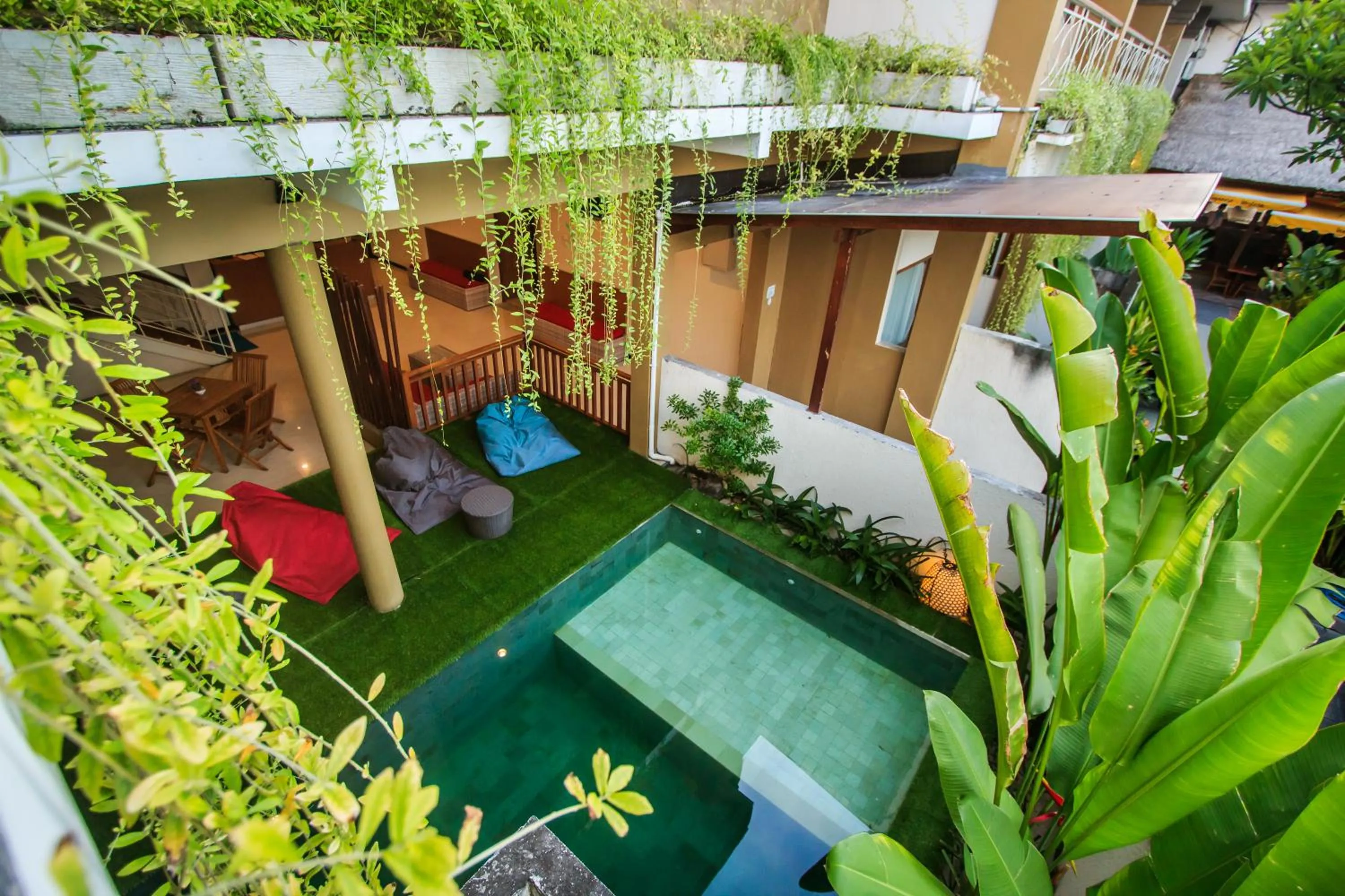 Kuta Suci Guesthouse