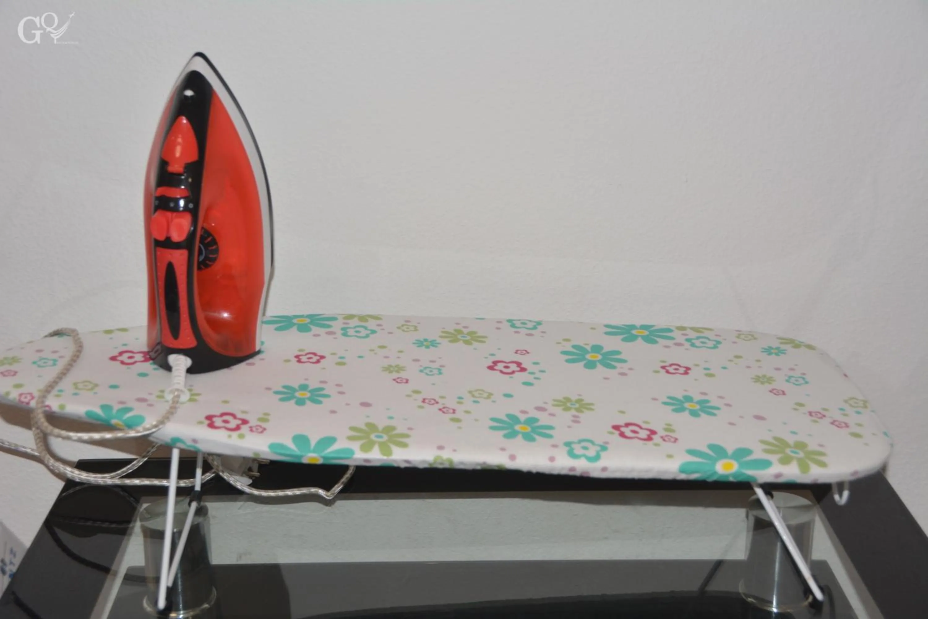 flat iron in Saarbrücken City Apartments