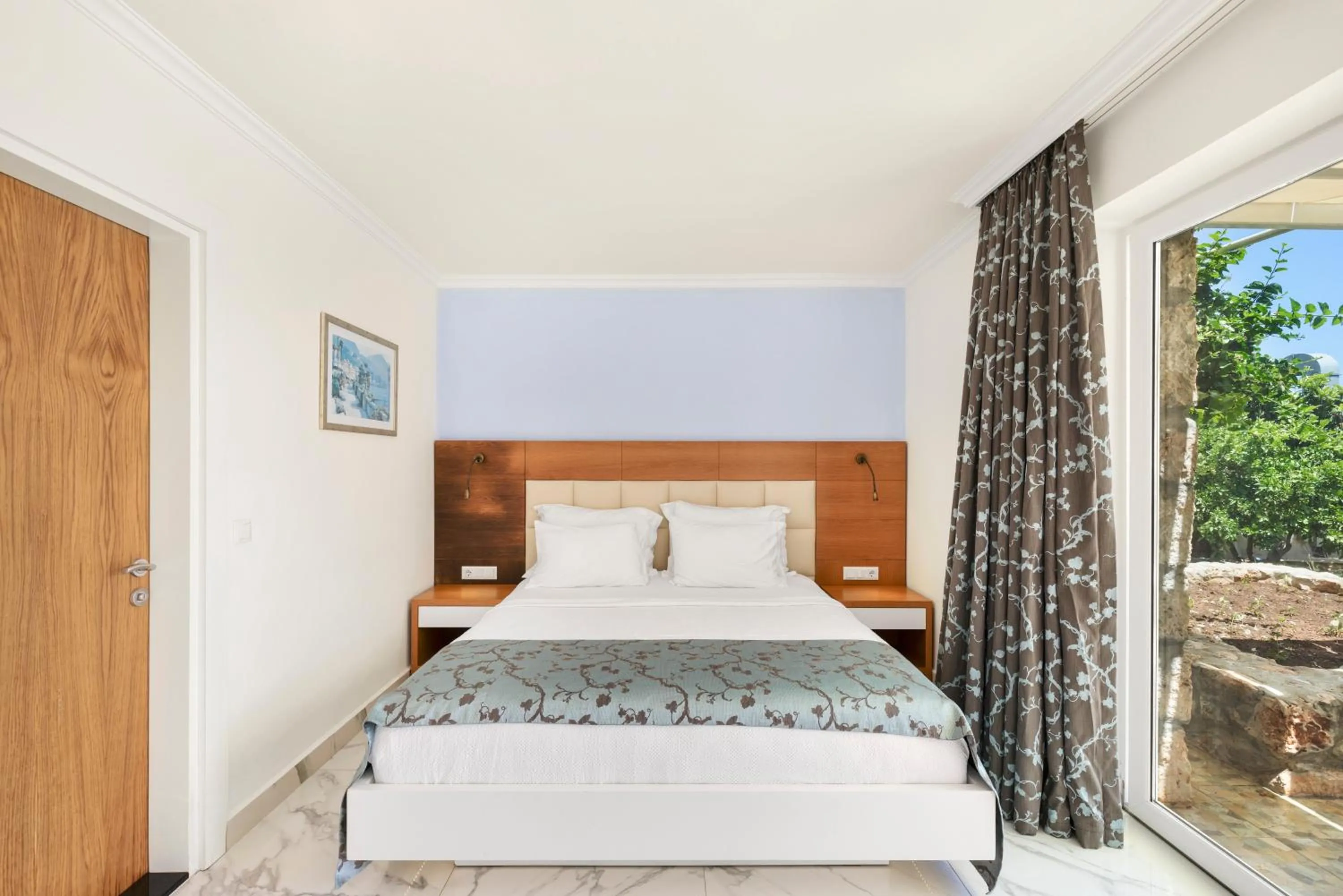 Bed in Blanca Beach Hotel