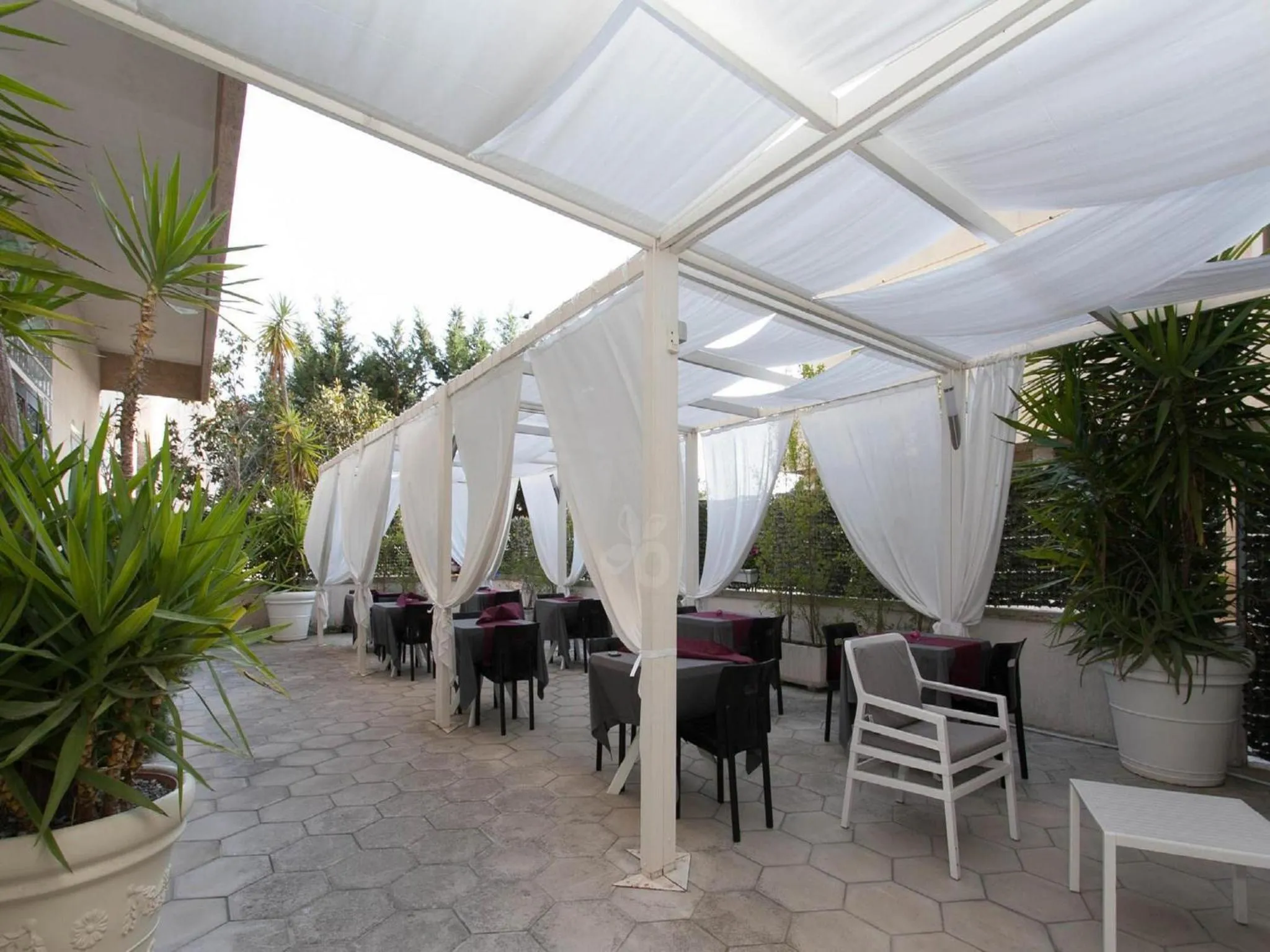Patio, Restaurant/Places to Eat in Hotel Zenit Salento