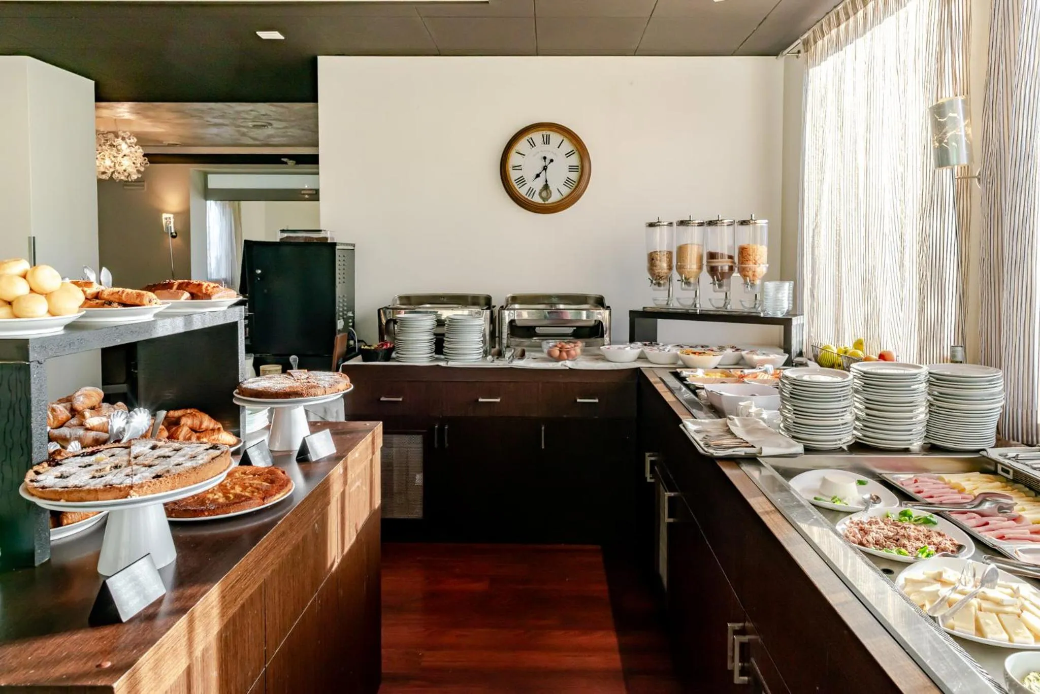 Food and drinks in Hotel Norge