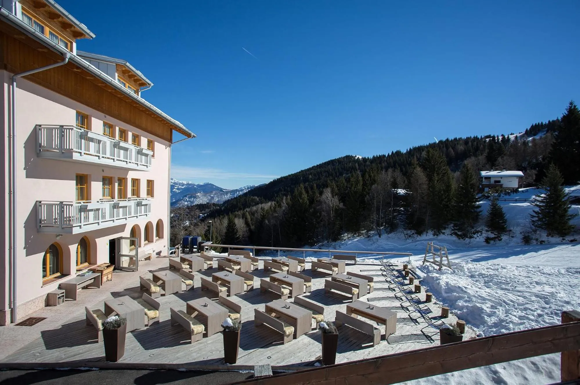 Property building in Hotel Norge