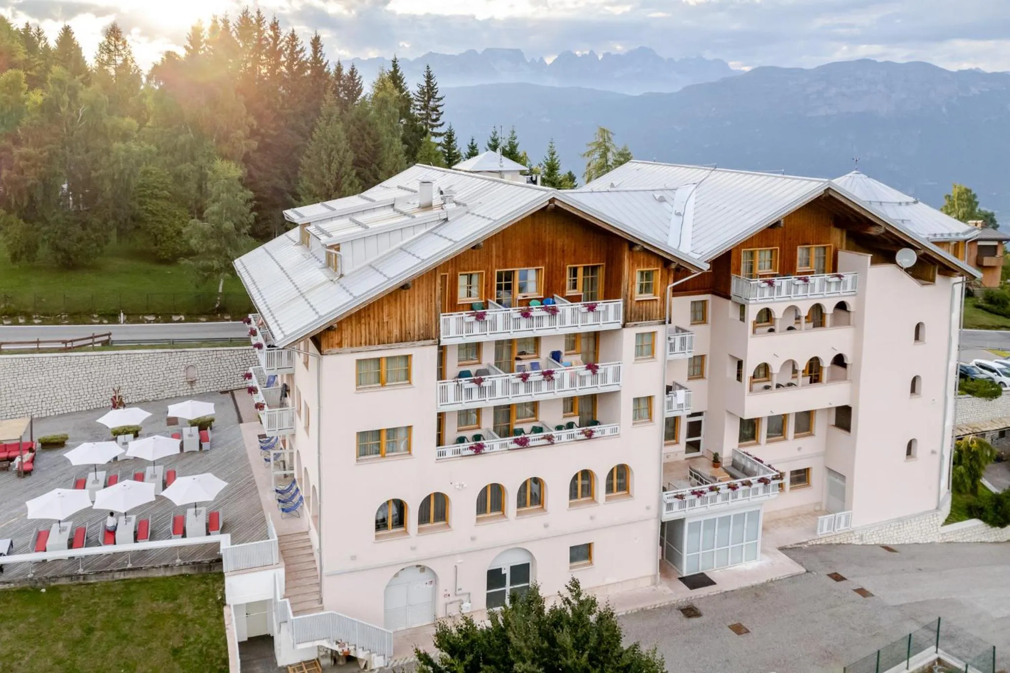 Property building in Hotel Norge