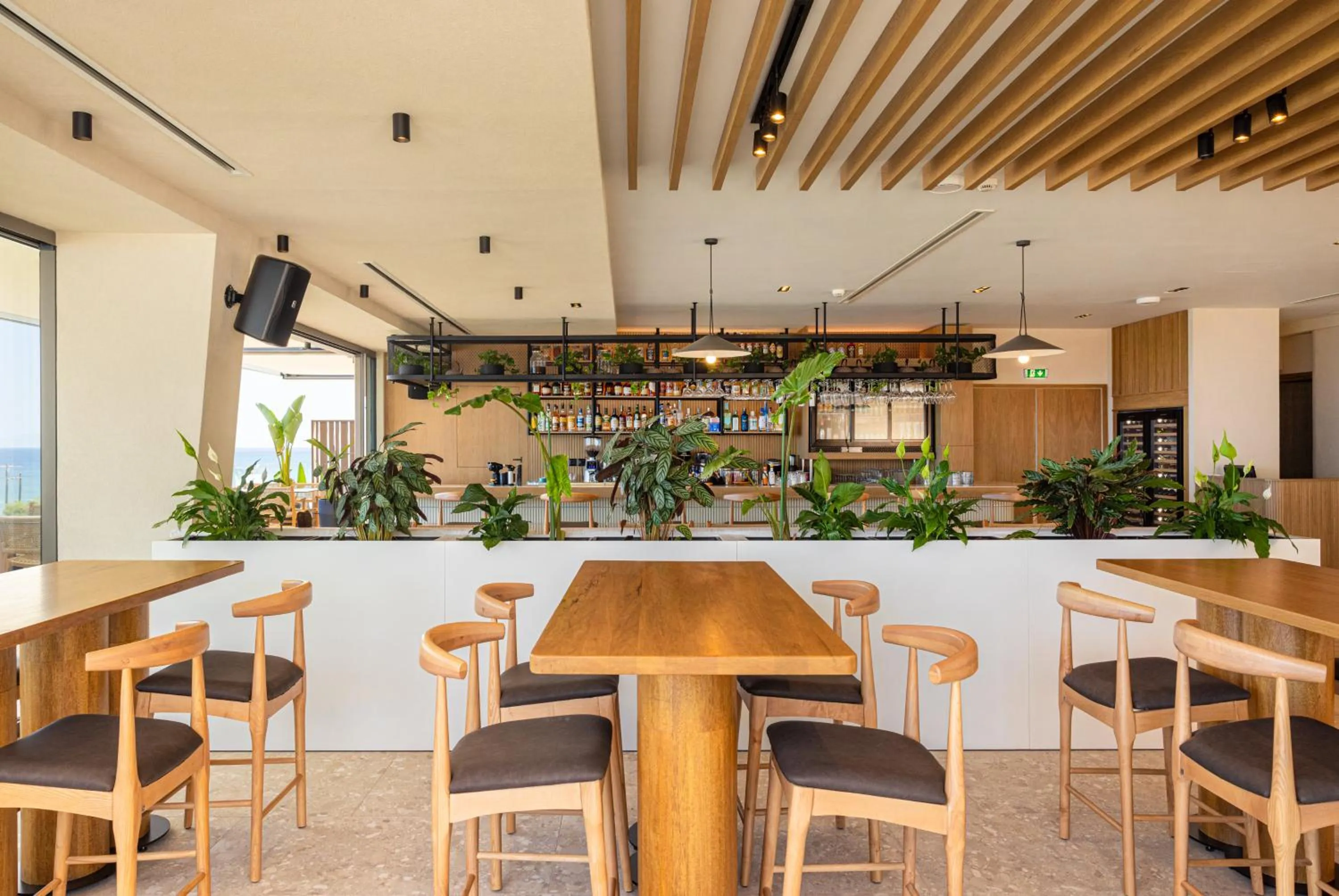 Restaurant/places to eat in Erato by Samian Mare