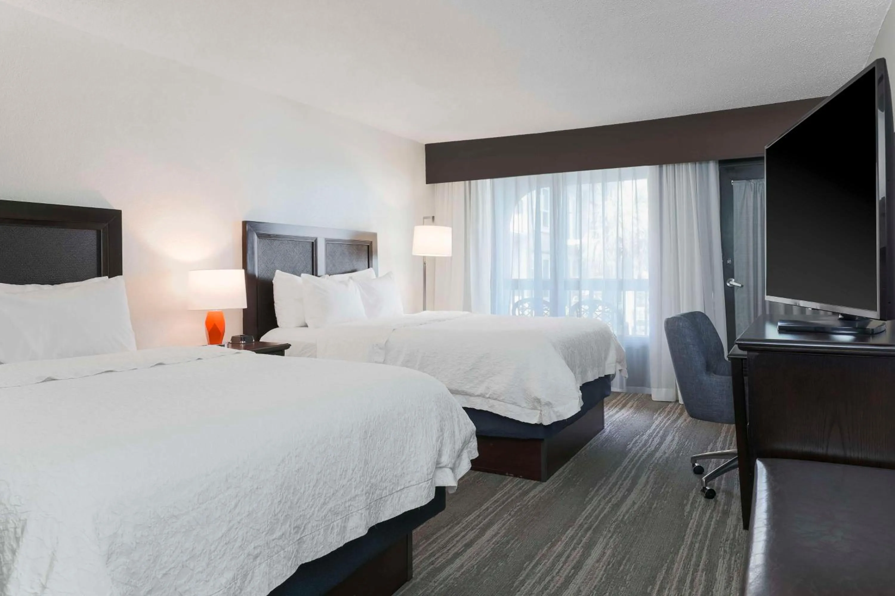 Bedroom, Bed in Hampton Inn Fort Walton Beach