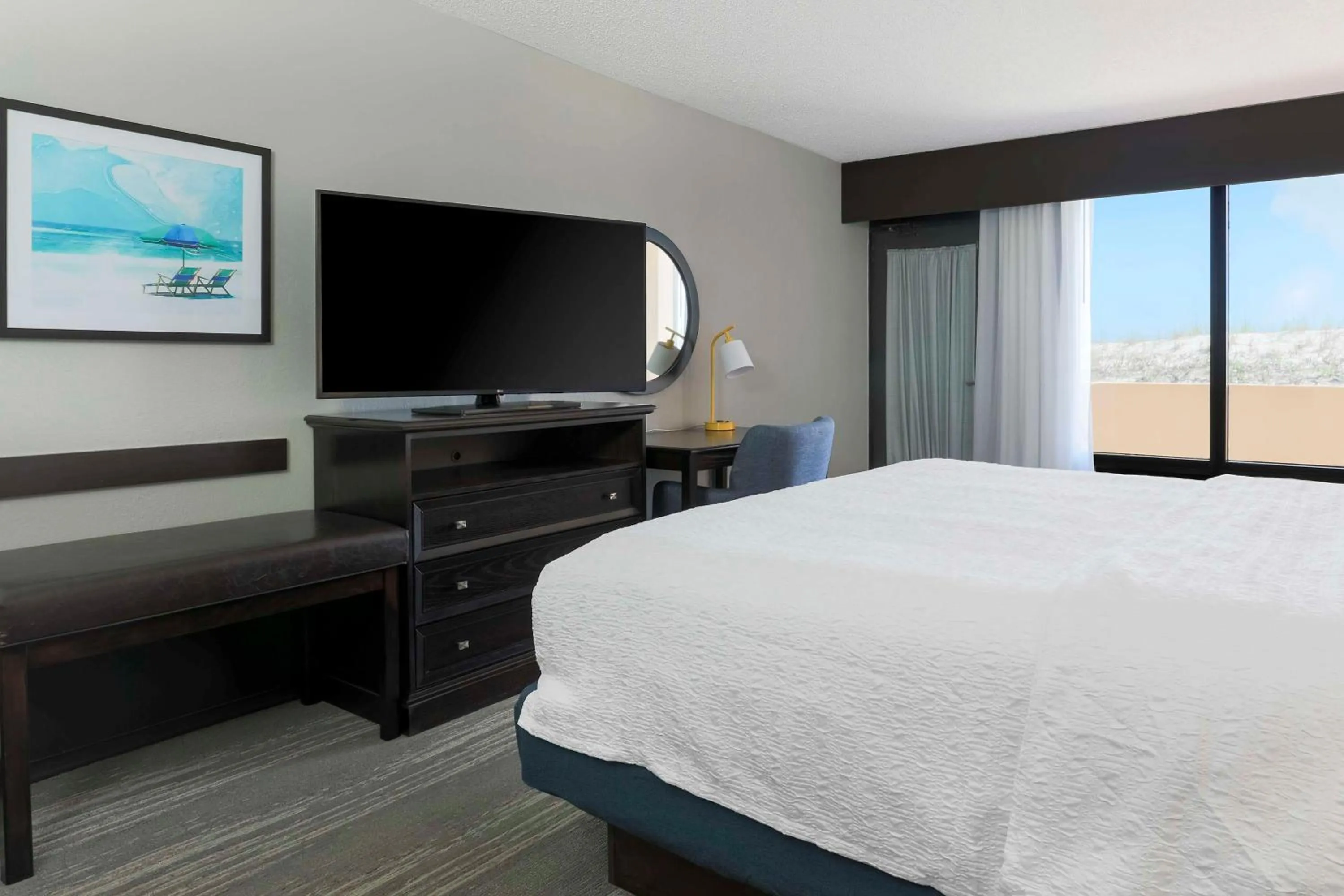 Bedroom, Bed in Hampton Inn Fort Walton Beach