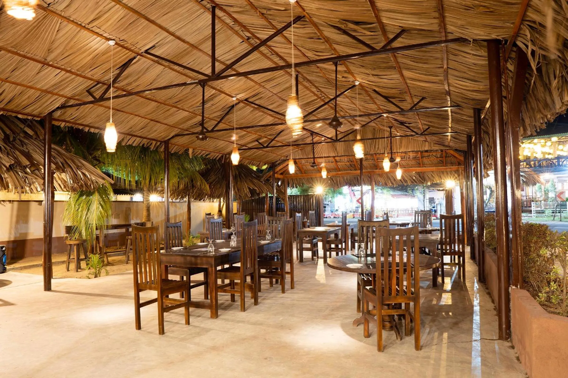 Restaurant/places to eat in Sunrise Cabanas