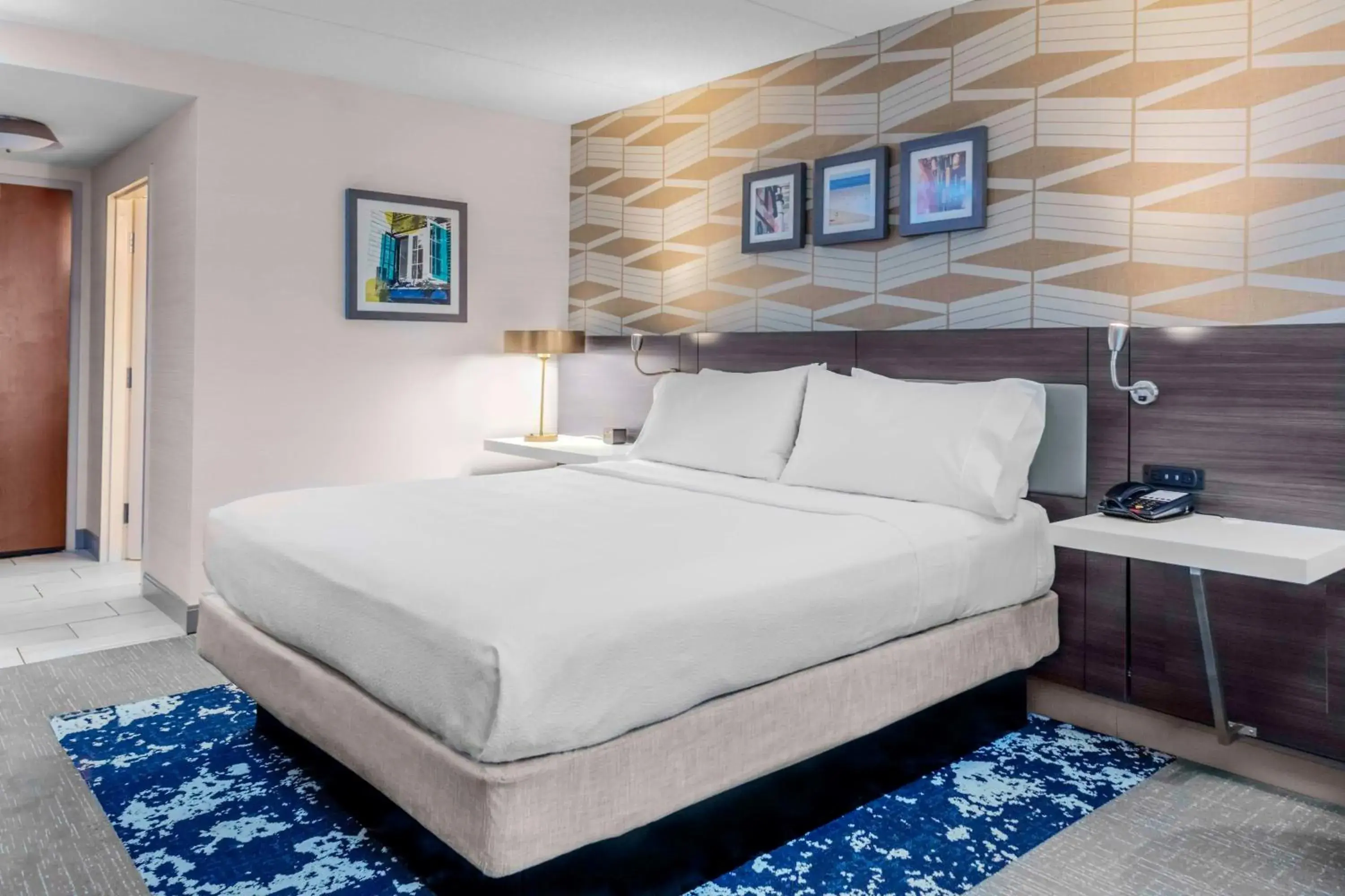 King Room in Hilton Garden Inn Freeport Downtown King Room in Hilton Garden Inn Freeport Downtown