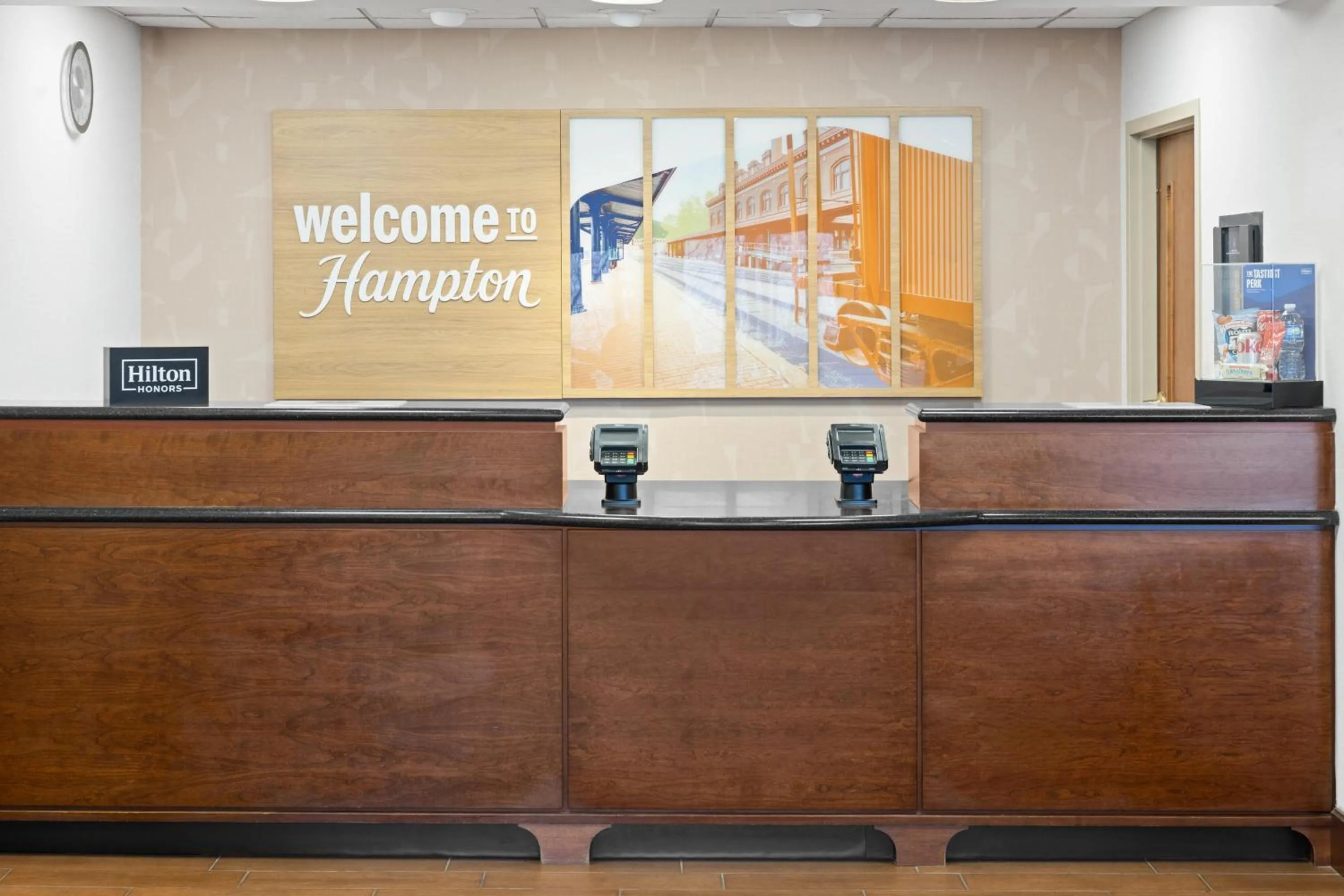 Lobby or reception in Hampton Inn Frostburg