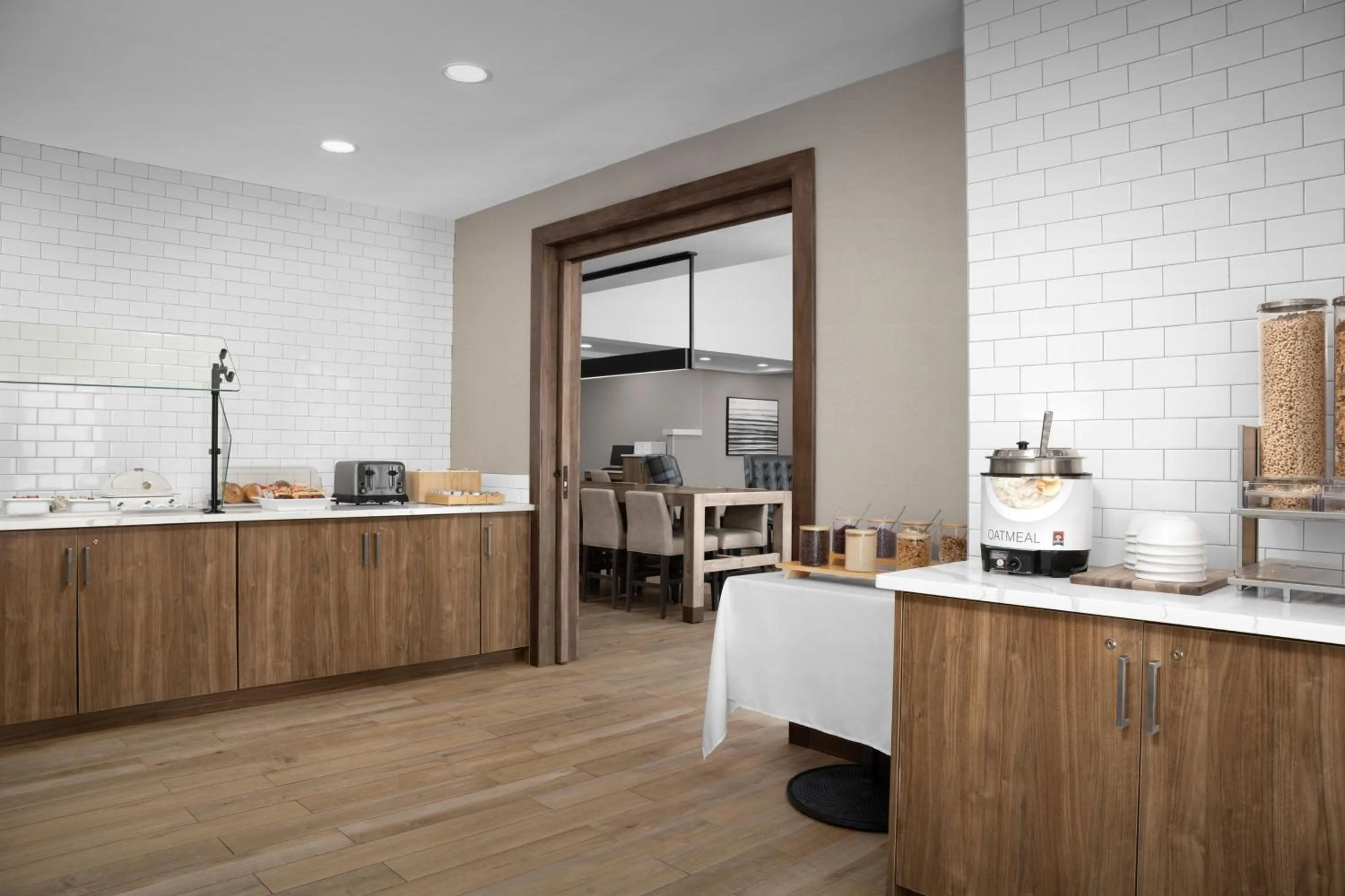 Breakfast in Residence Inn by Marriott BWI Airport