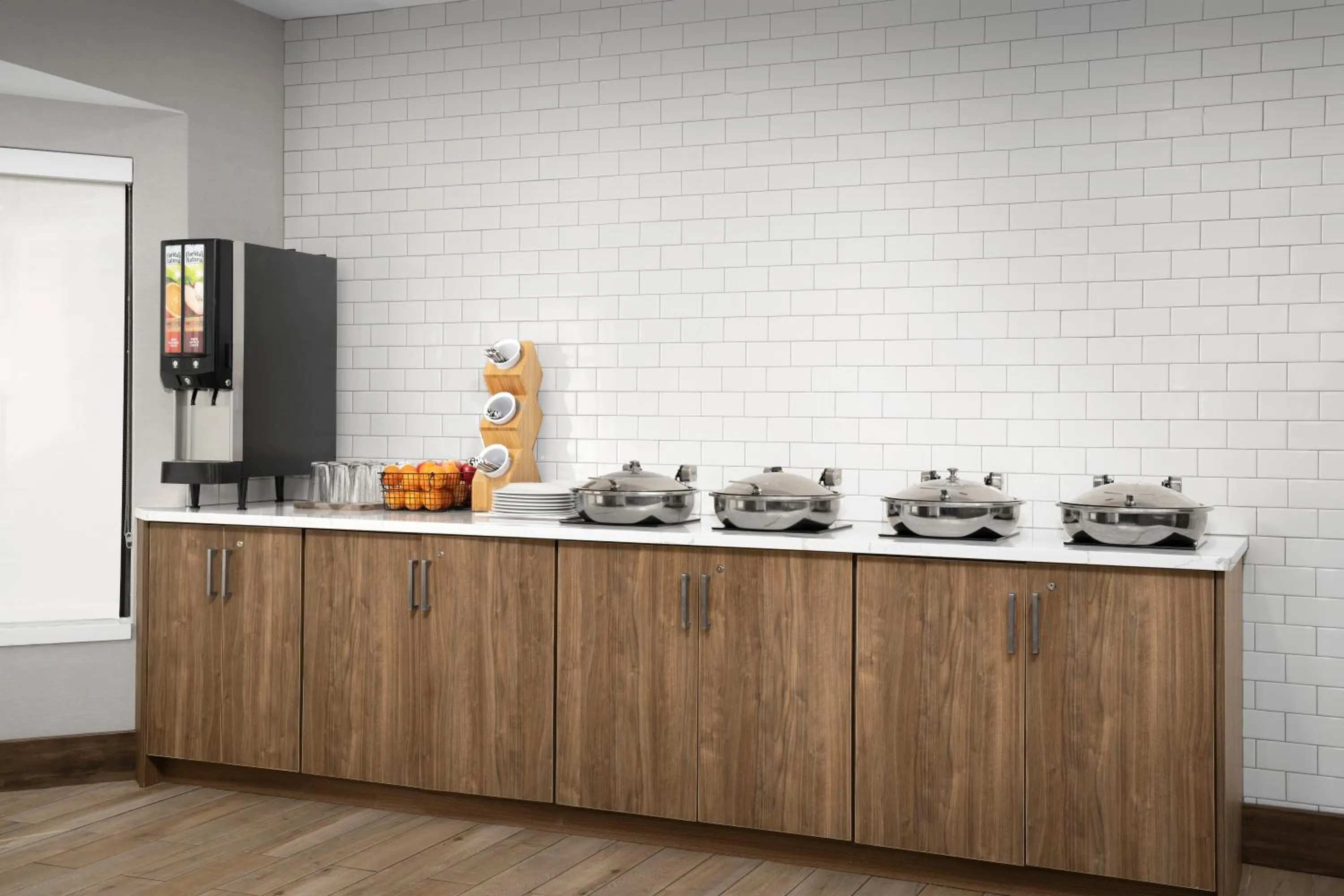 Buffet breakfast in Residence Inn by Marriott BWI Airport