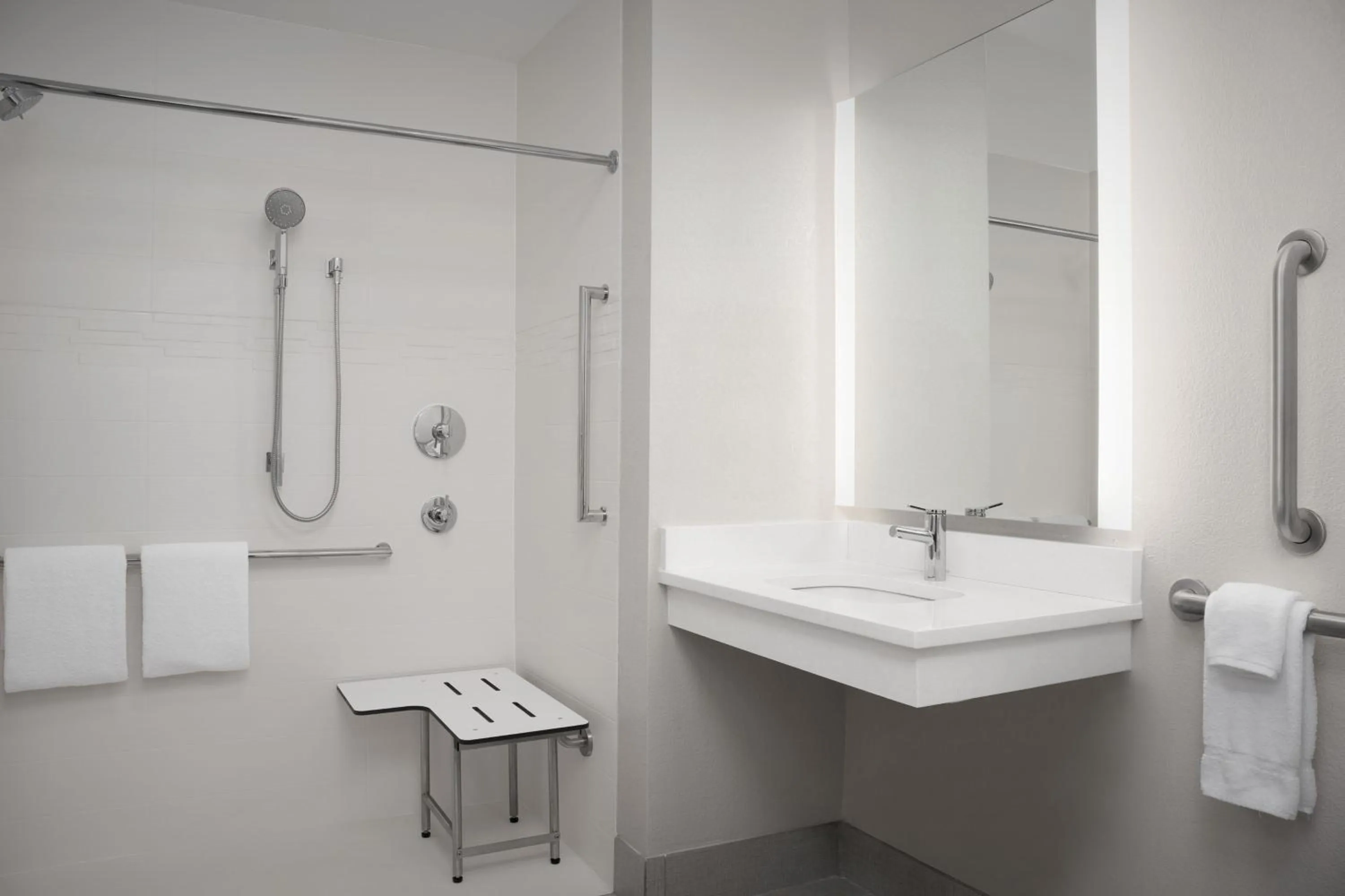 Bathroom in Residence Inn by Marriott BWI Airport