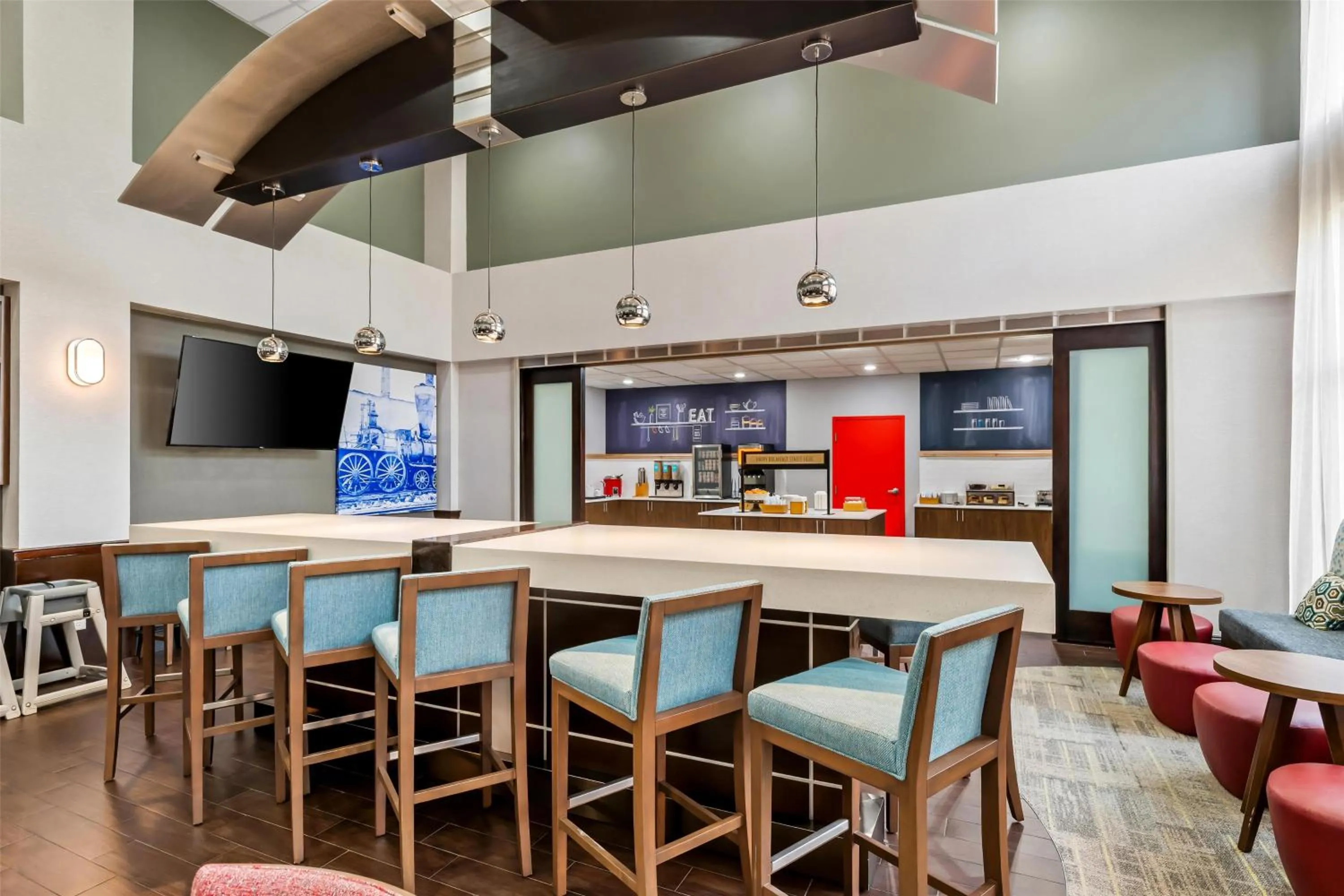 Breakfast in Hampton Inn & Suites Richmond/Virginia Center