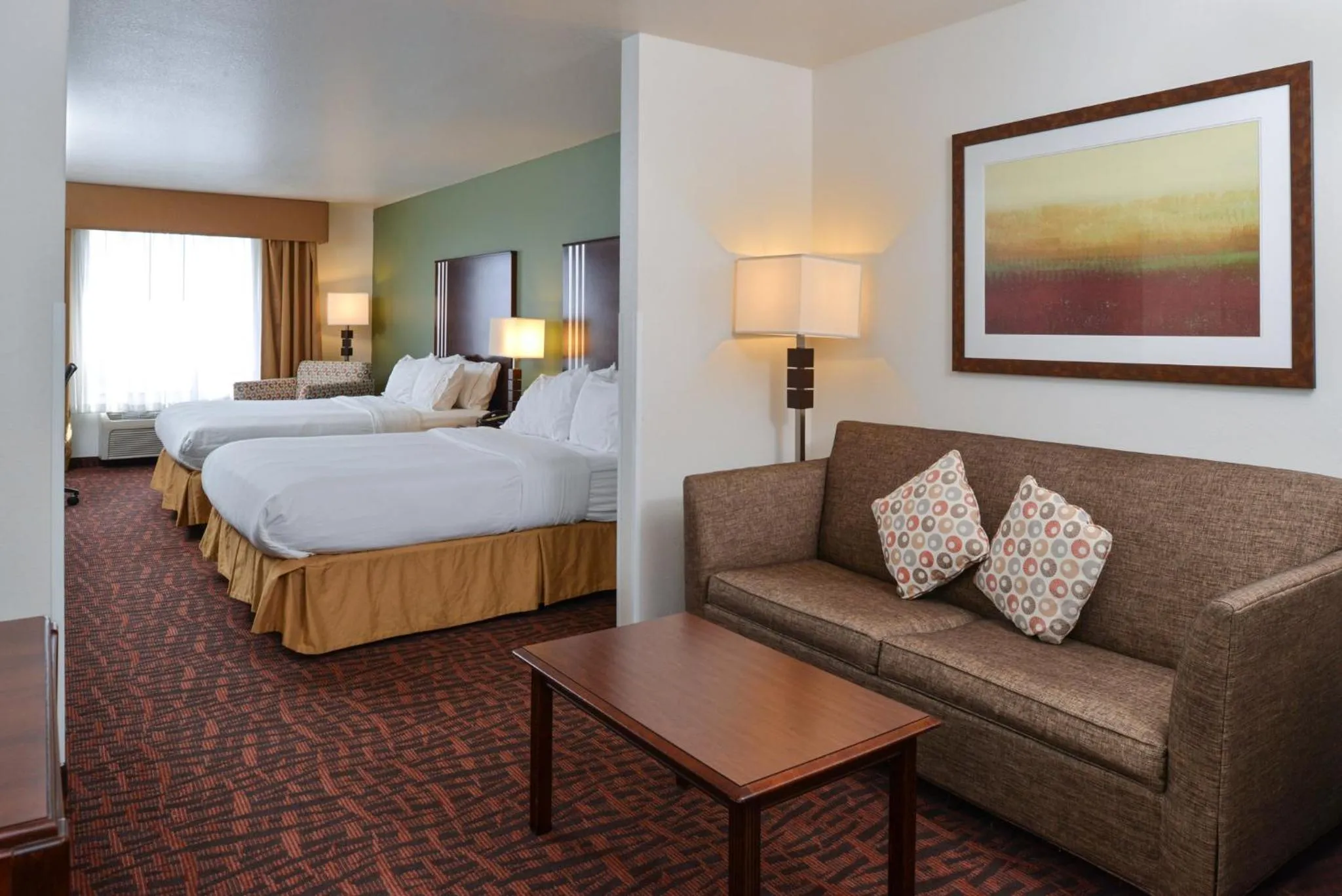 Photo of the whole room, Bed in Holiday Inn Express Hotel & Suites Cherry Hills by IHG