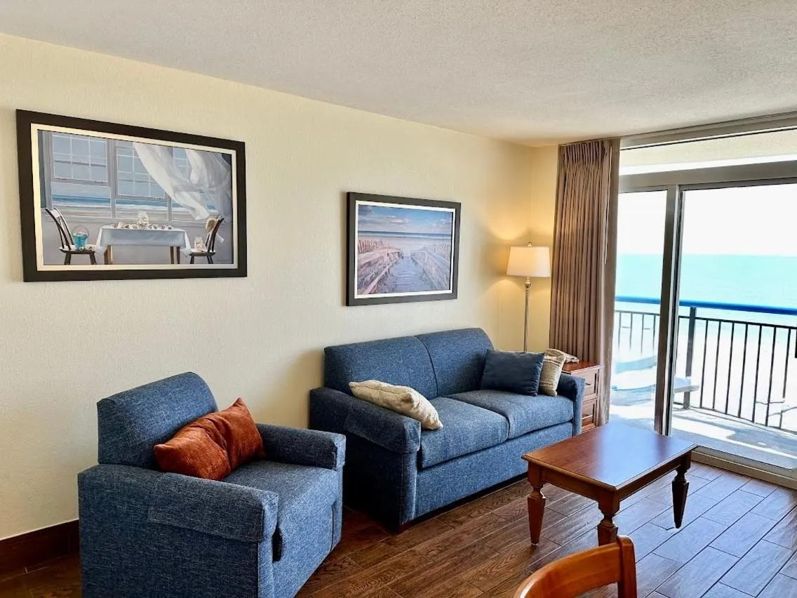 Living room in Boardwalk Beach Resort