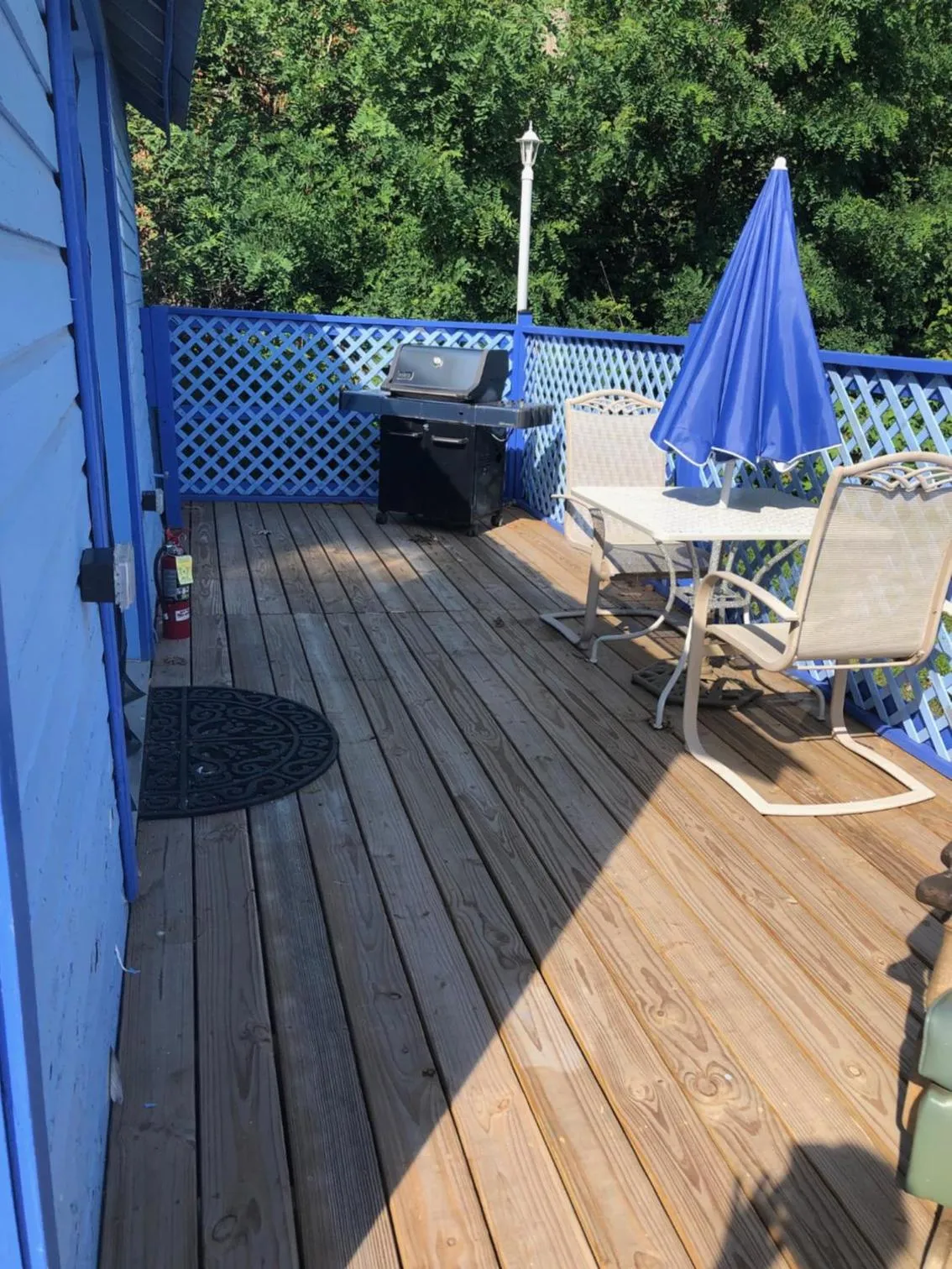 Balcony/Terrace in Hillside Motel