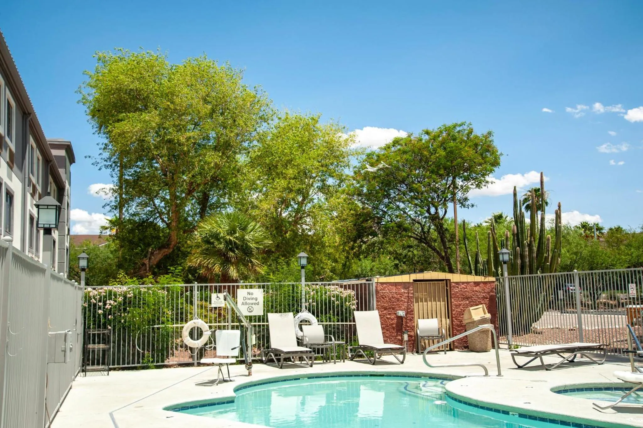 Swimming pool in Holiday Inn Express Tucson-Airport by IHG