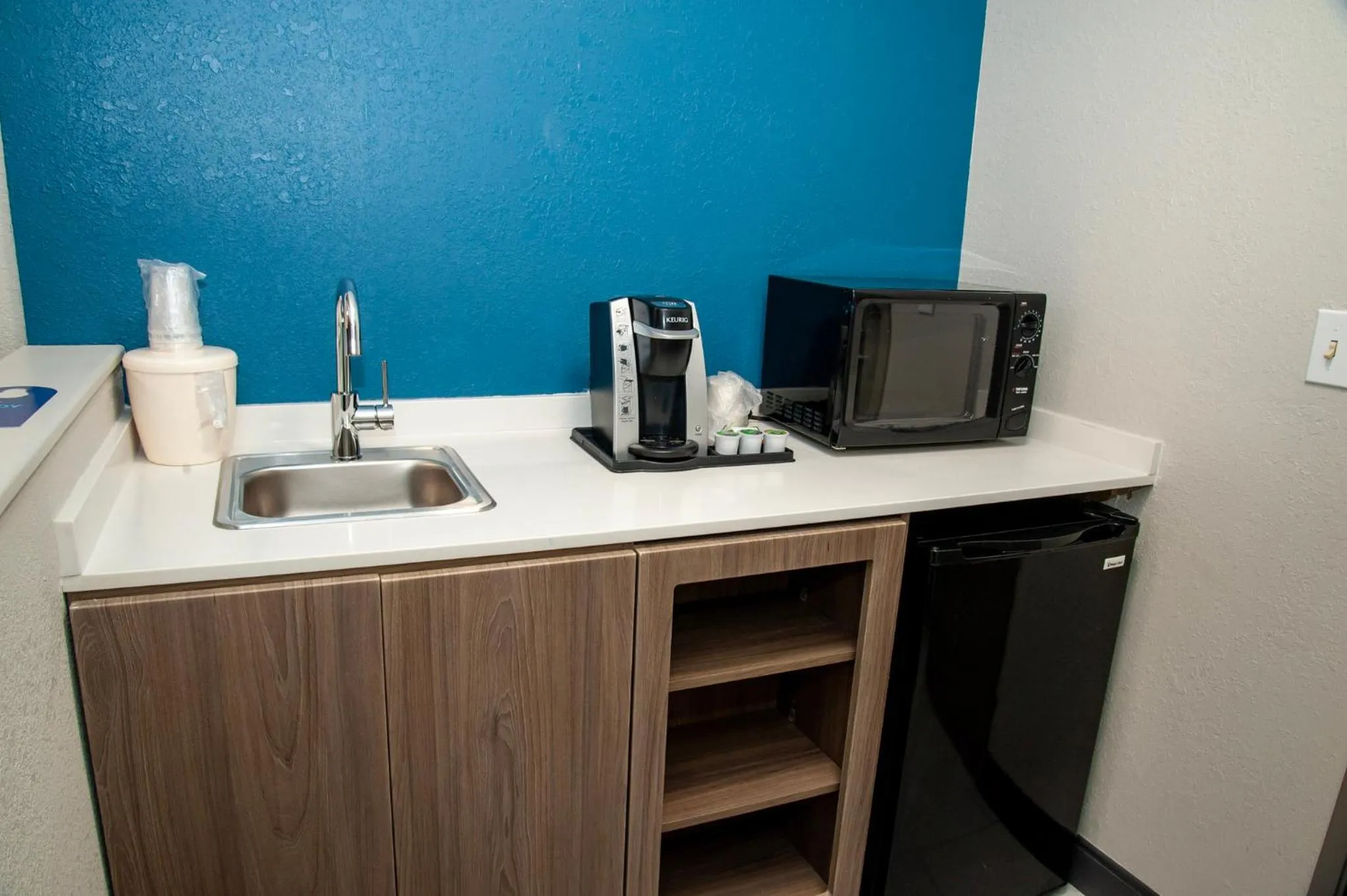 Photo of the whole room in Holiday Inn Express Tucson-Airport by IHG