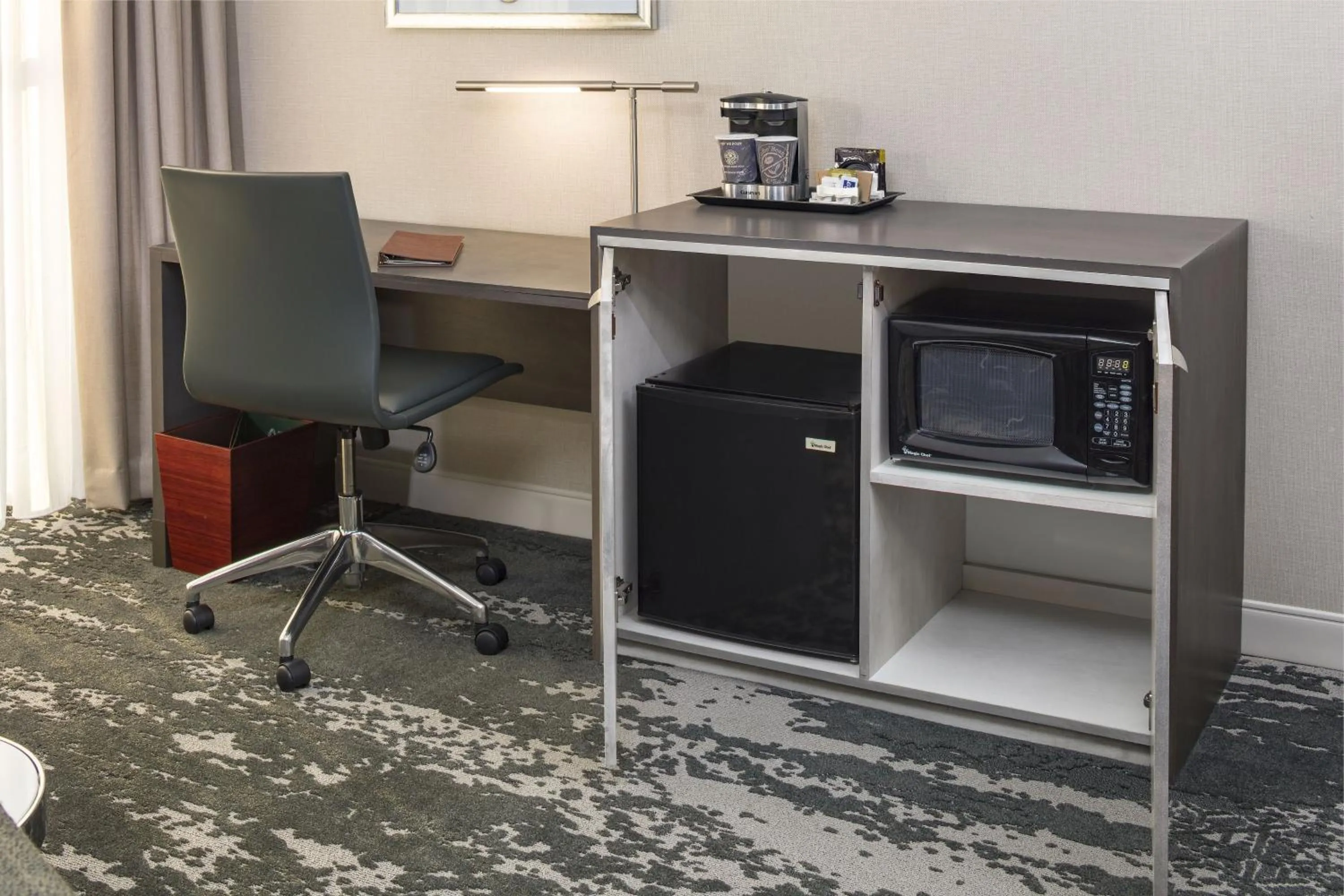 Bedroom in DoubleTree by Hilton Boston Logan Airport Chelsea