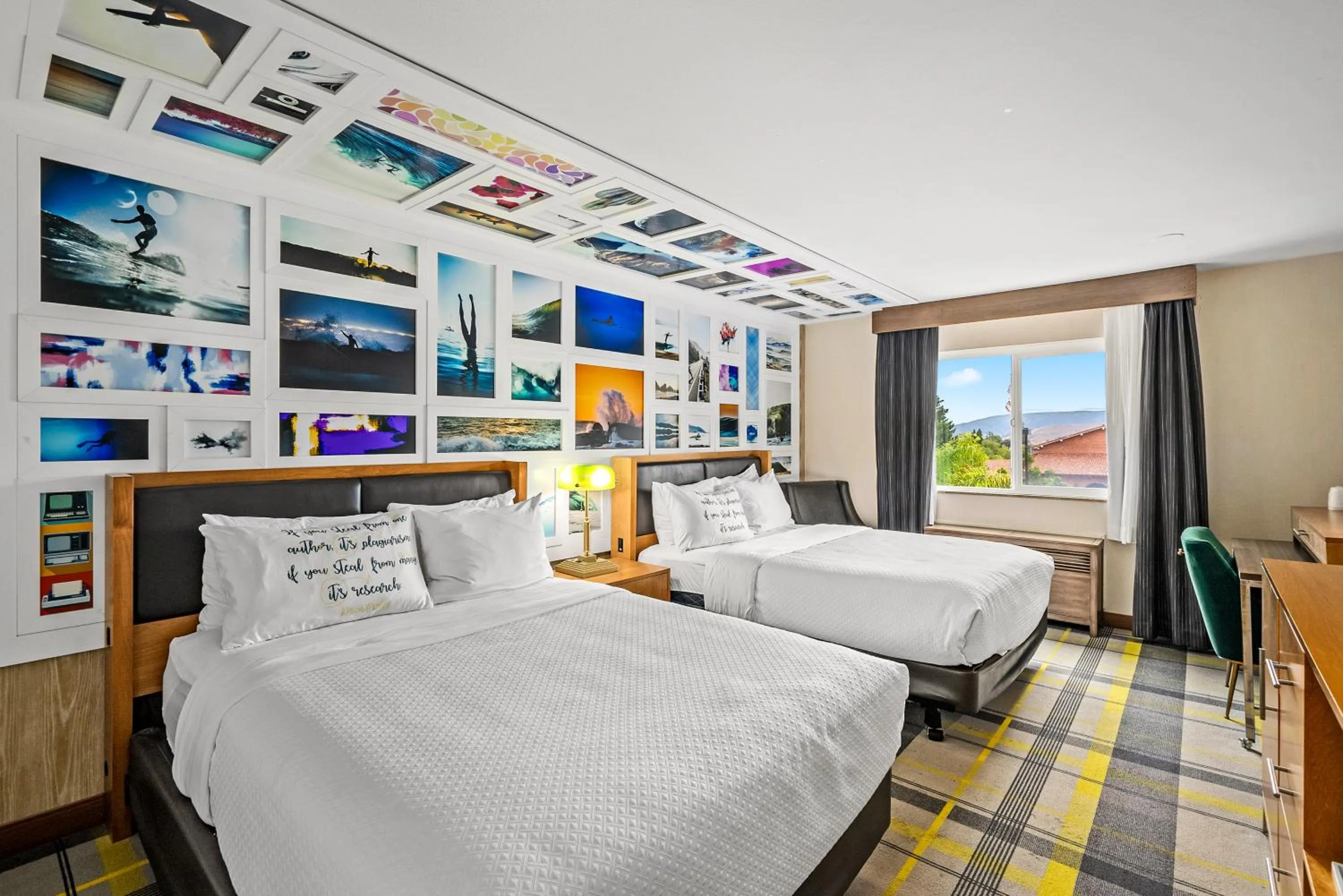 Bedroom, Bed in The Wayfarer San Luis Obispo, Tapestry Collection by Hilton