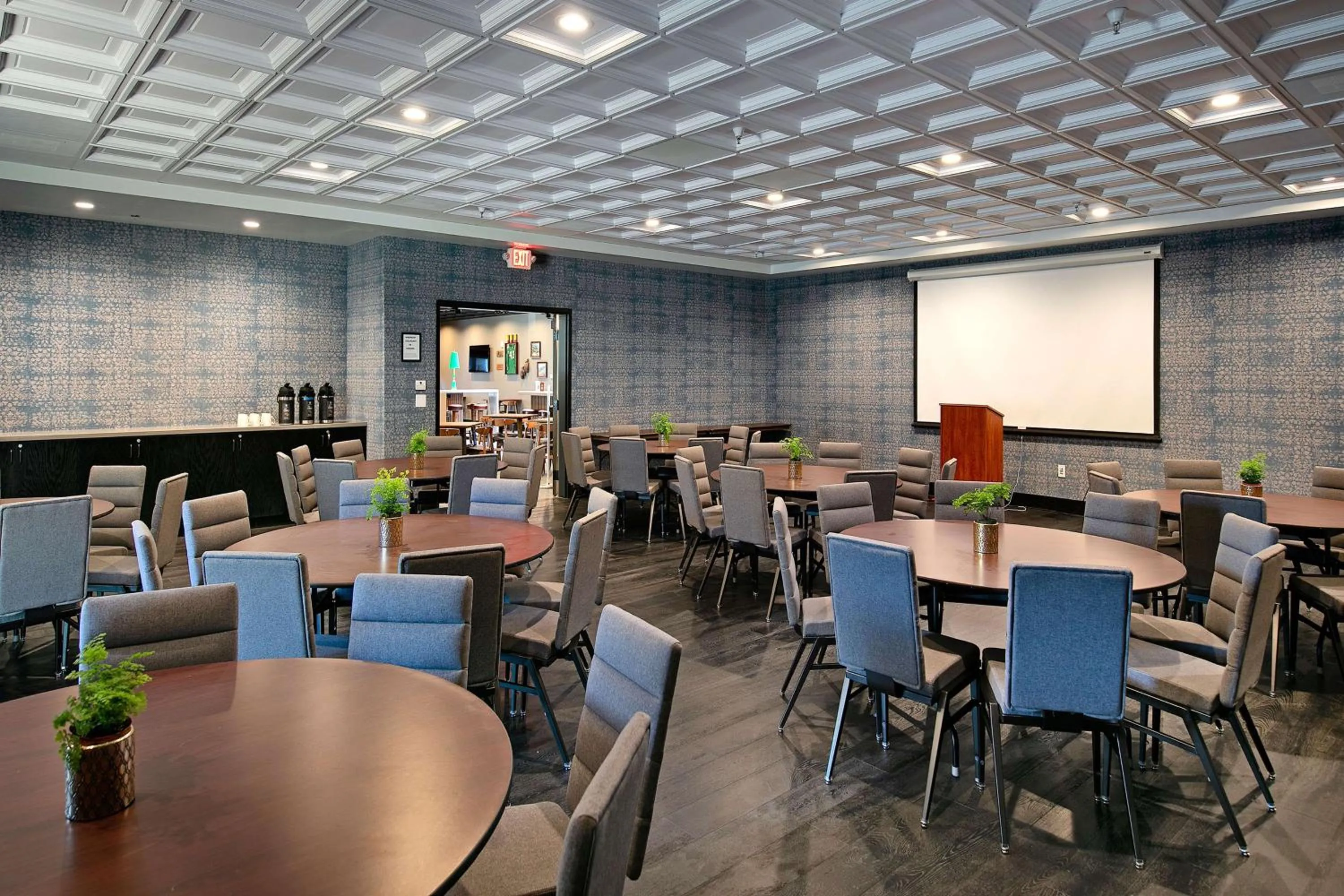 Meeting/conference room in The Wayfarer San Luis Obispo, Tapestry Collection by Hilton