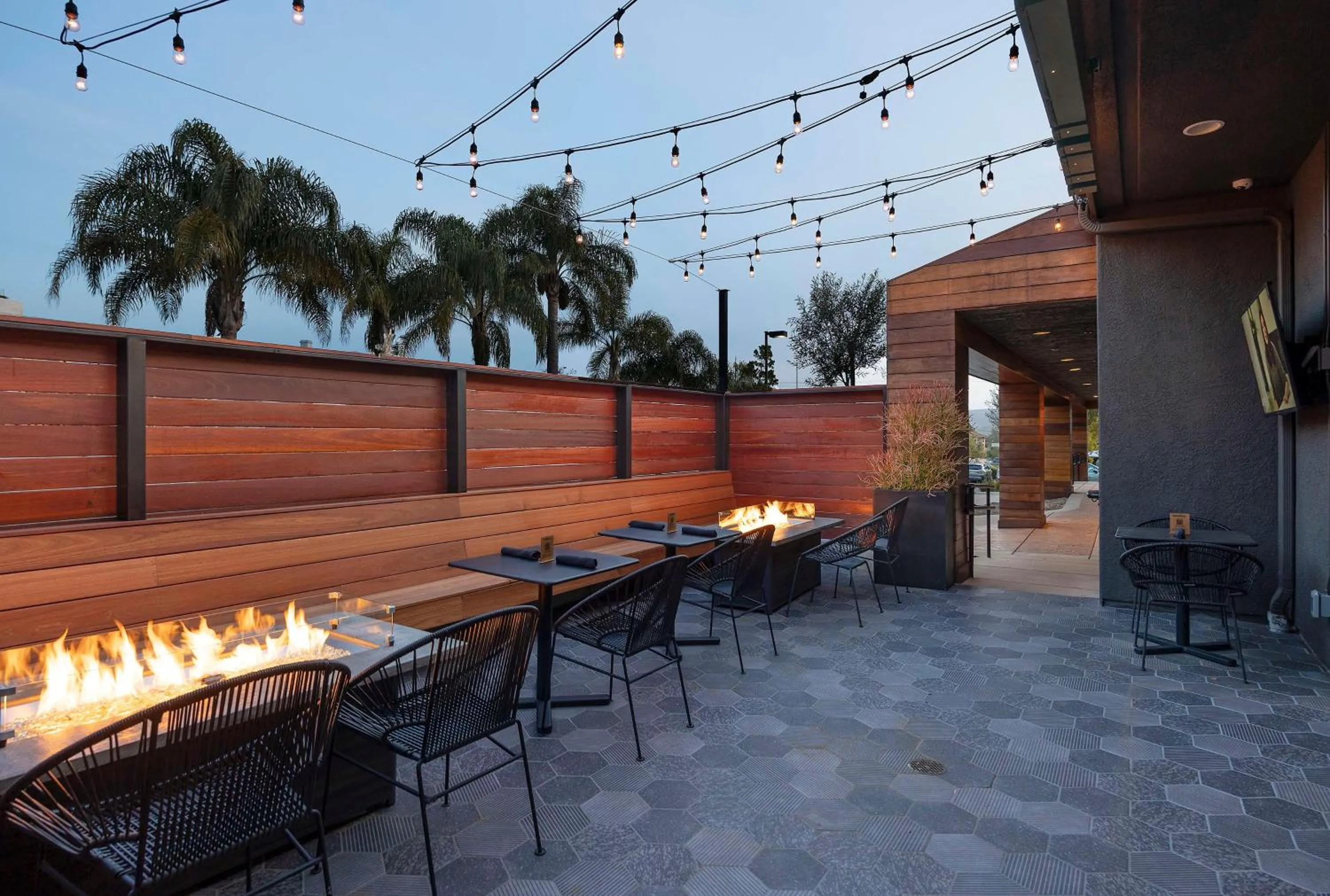 Restaurant/places to eat in The Wayfarer San Luis Obispo, Tapestry Collection by Hilton