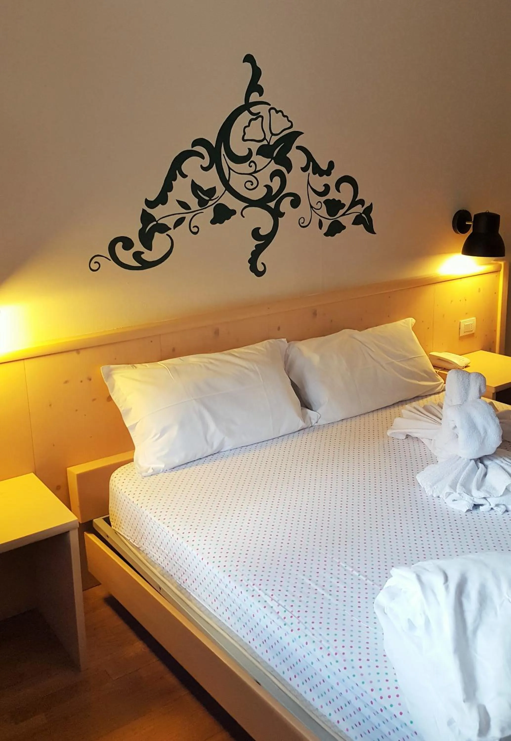 Bedroom, Bed in Hotel Principe Marmolada