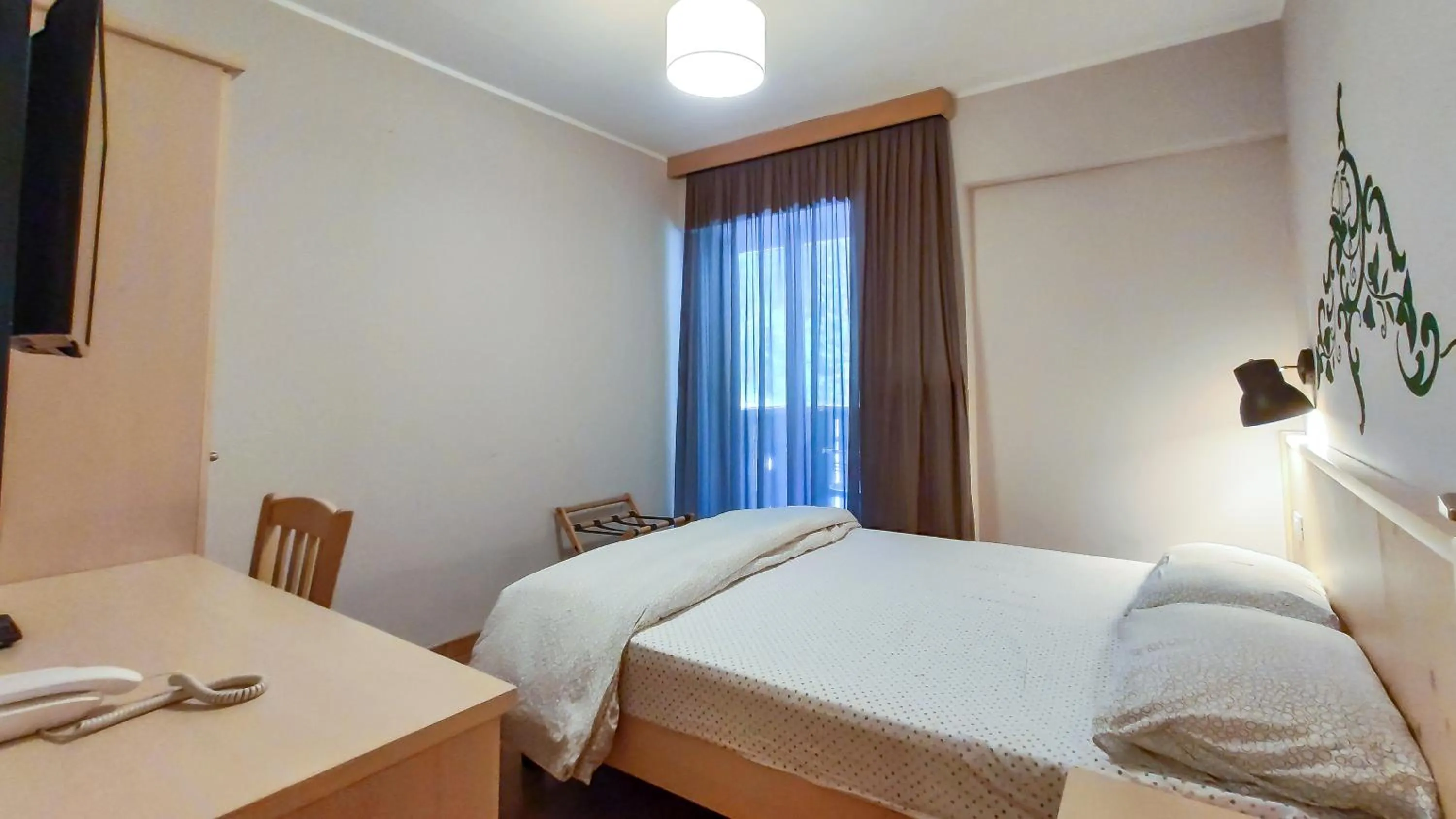 Bedroom, Bed in Hotel Principe Marmolada