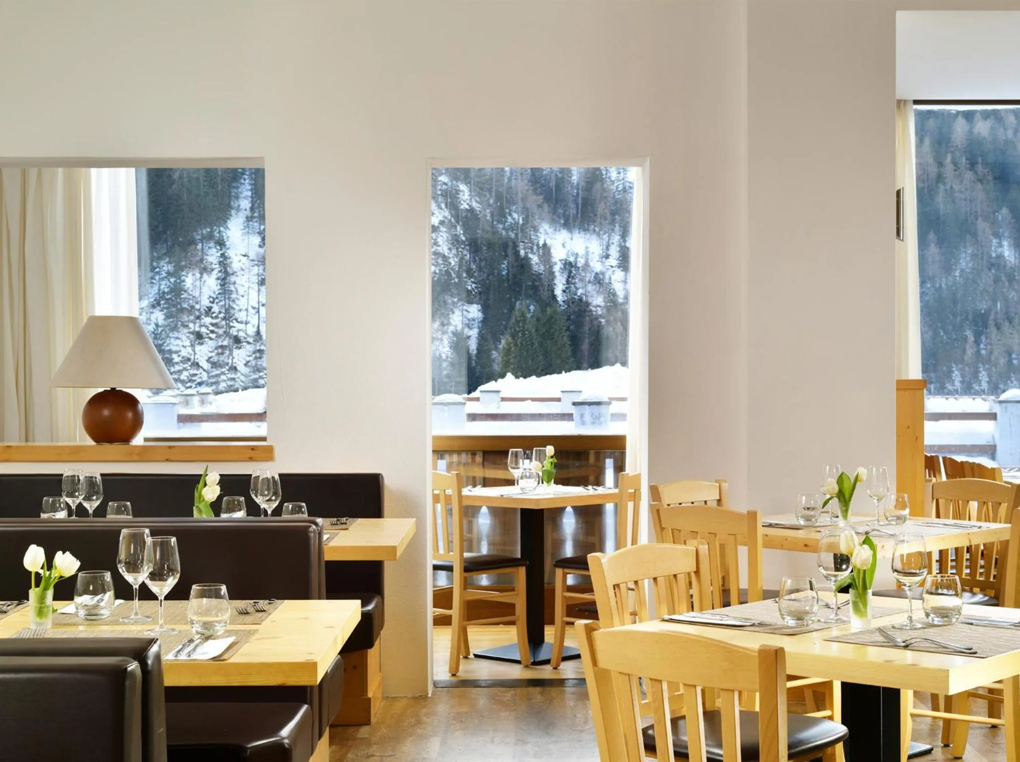 Restaurant/places to eat in Hotel Principe Marmolada