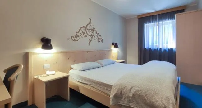 Bedroom, Bed in Hotel Principe Marmolada