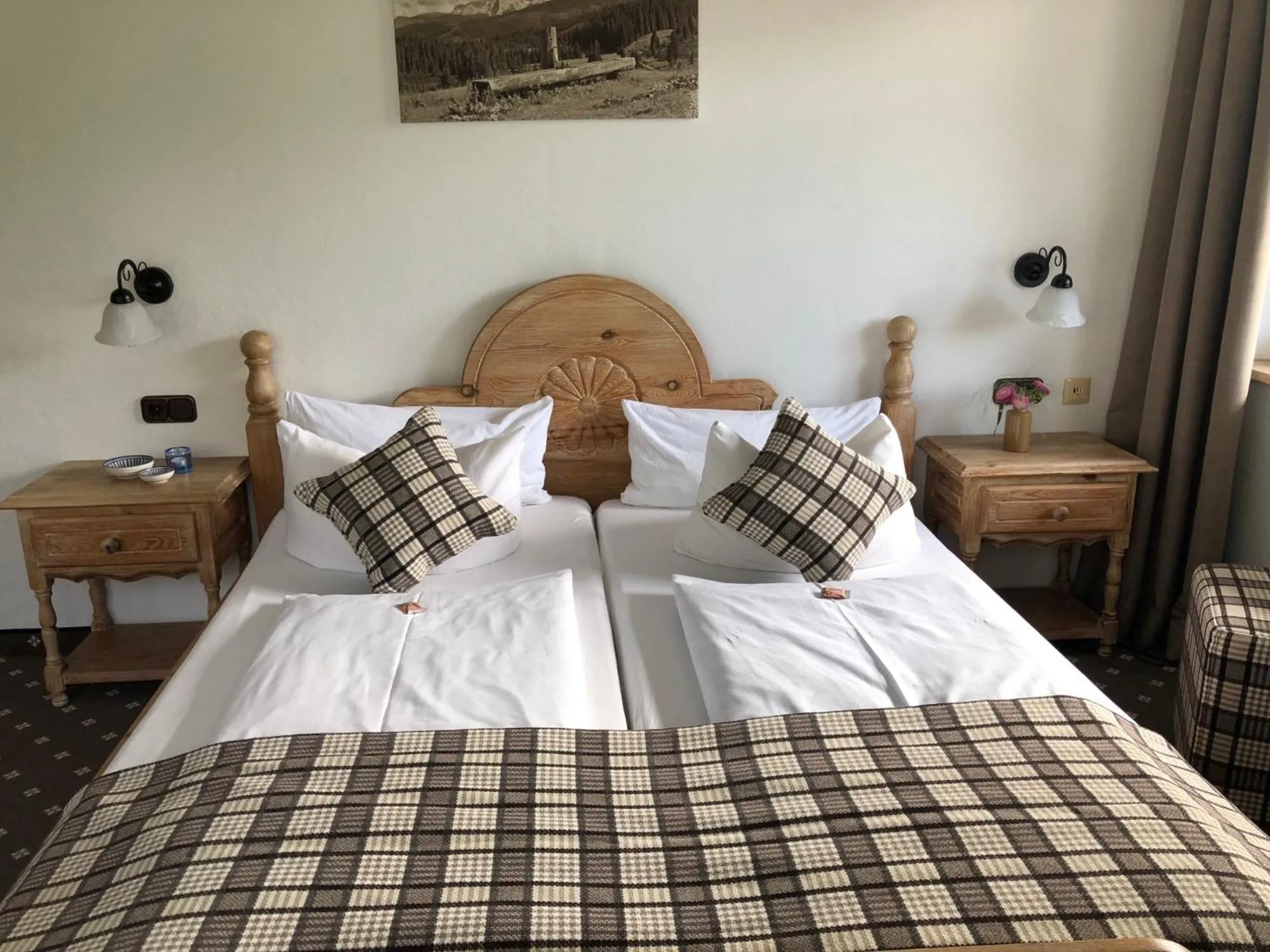 Standard Queen Room in Gästehaus Tanneck mit Hallenbad