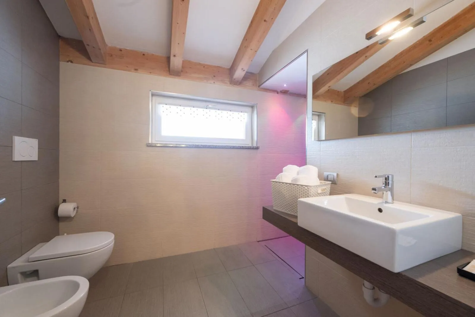 Toilet in Residence Desiree