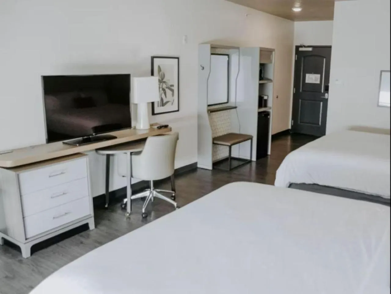 Bedroom, Bed in Holiday Inn Omaha Downtown - Waterpark by IHG