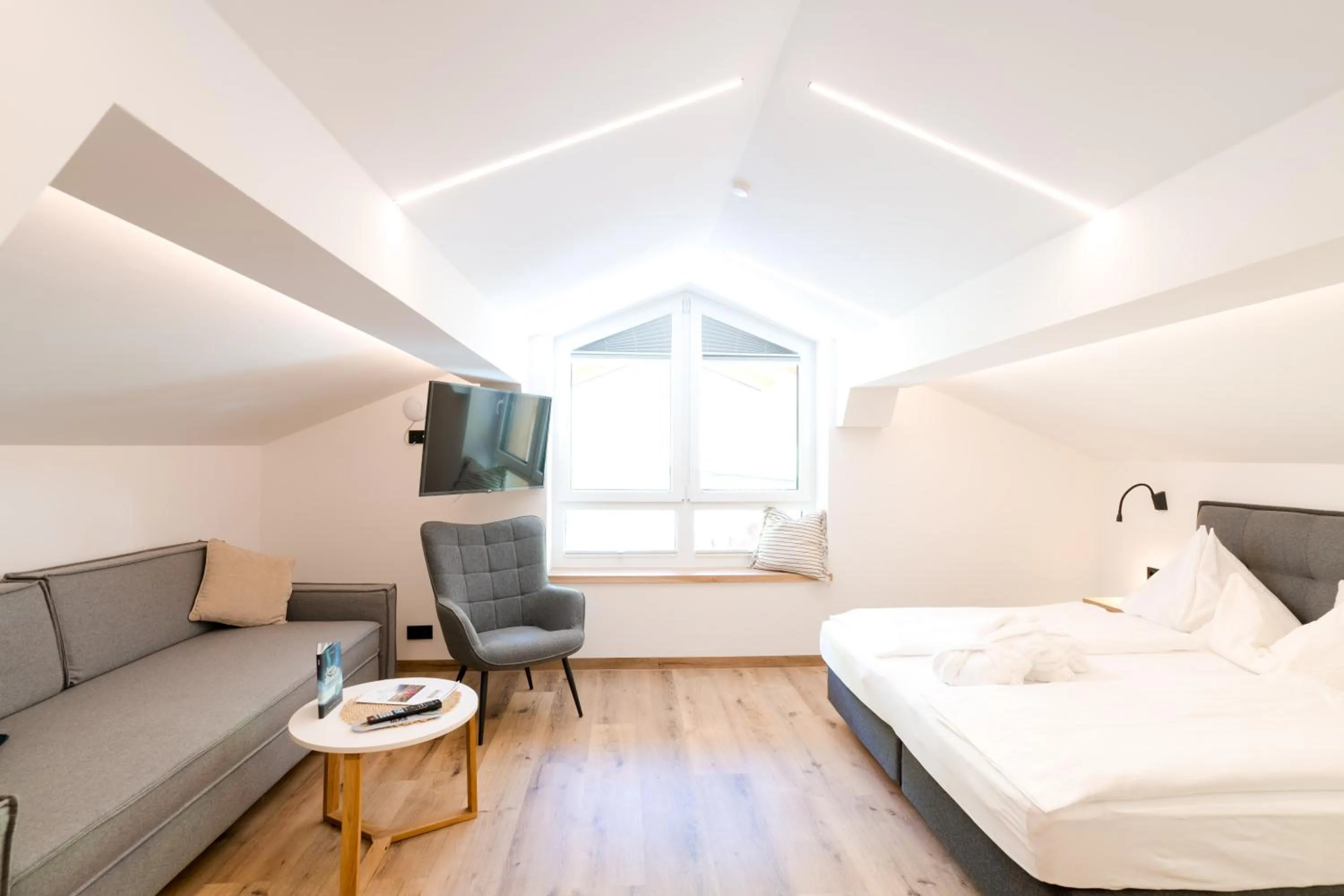 Bed in Hotel Salzburger Hof