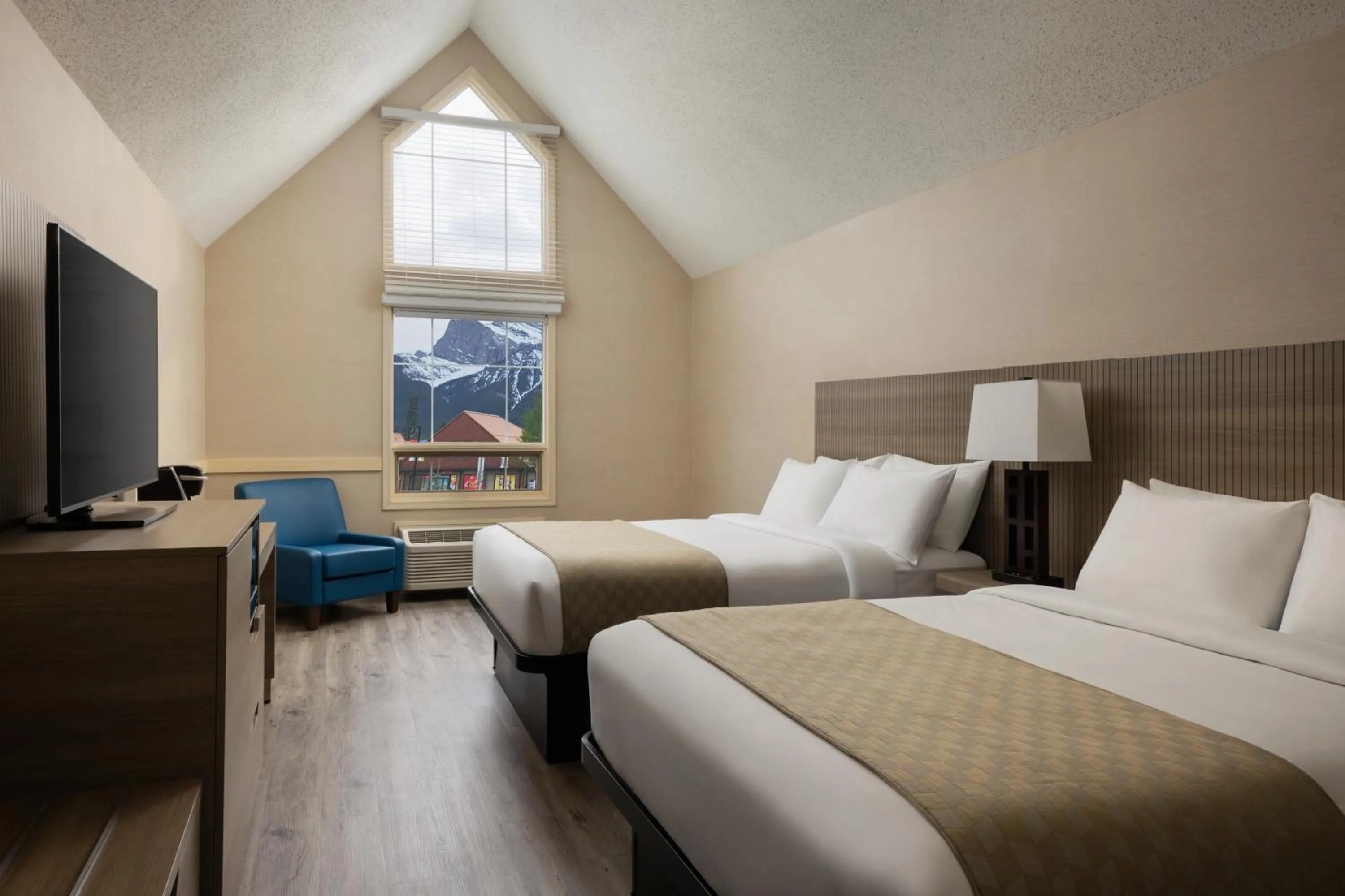 Bedroom, Bed in Grande Rockies Resort-Bellstar Hotels & Resorts