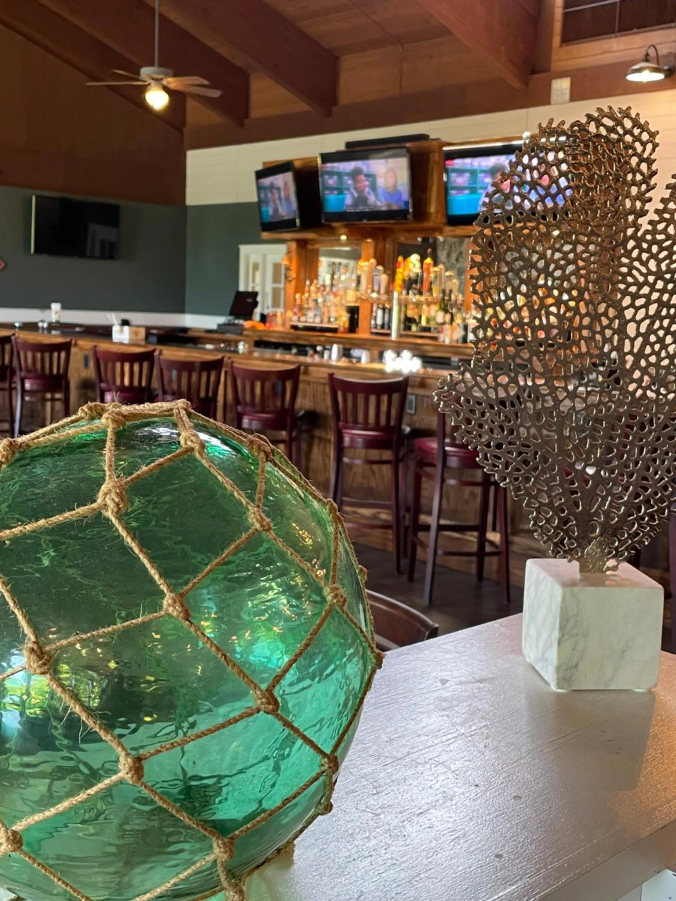 Restaurant/places to eat in Iris Hotel Cape Cod