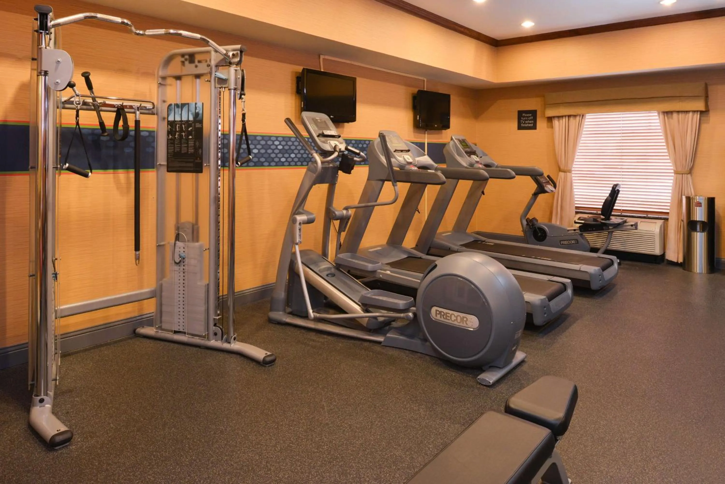 Fitness centre/facilities in Hampton Inn & Suites Greenville